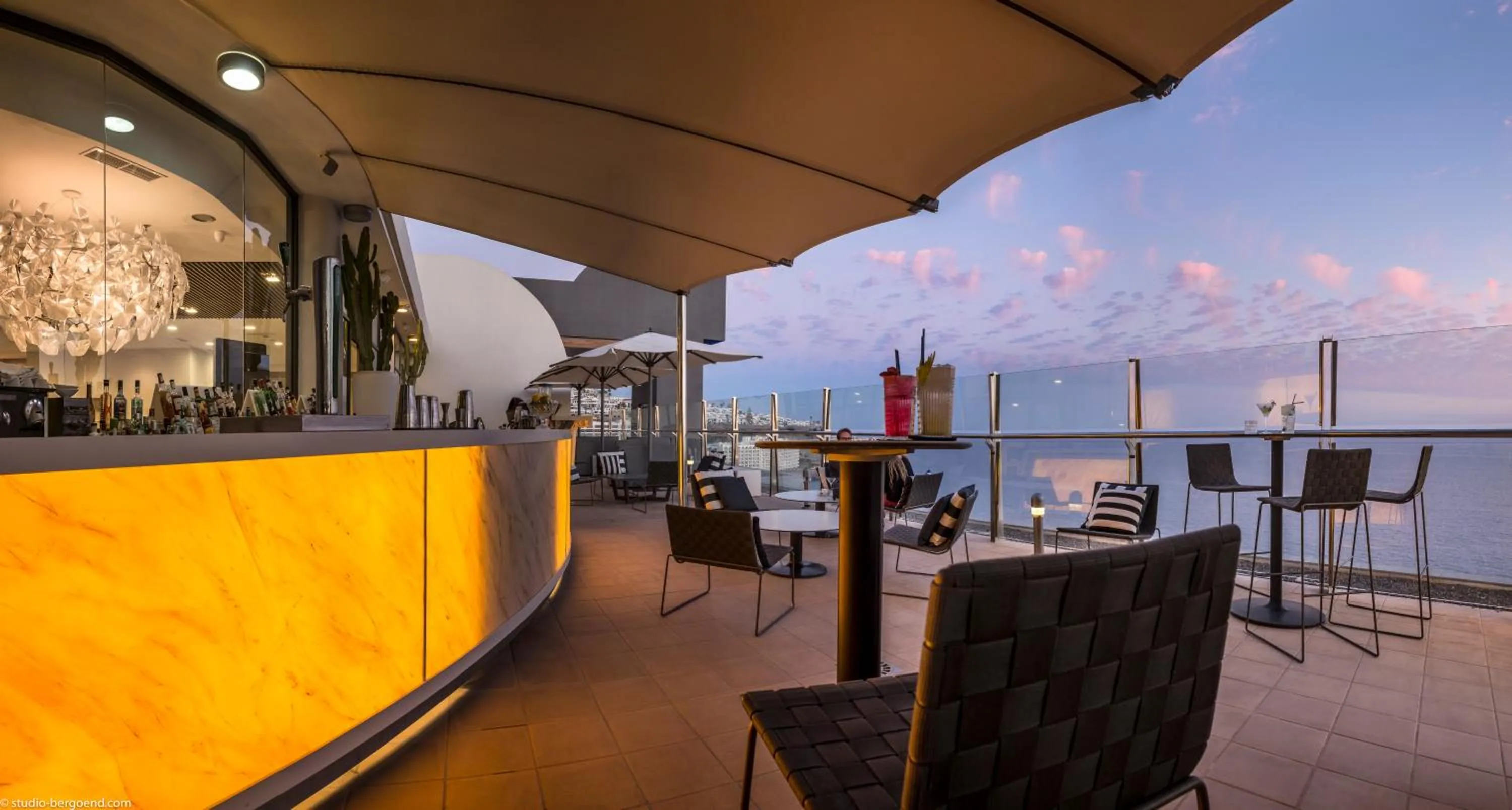 Lounge or bar in Radisson Blu Resort Gran Canaria