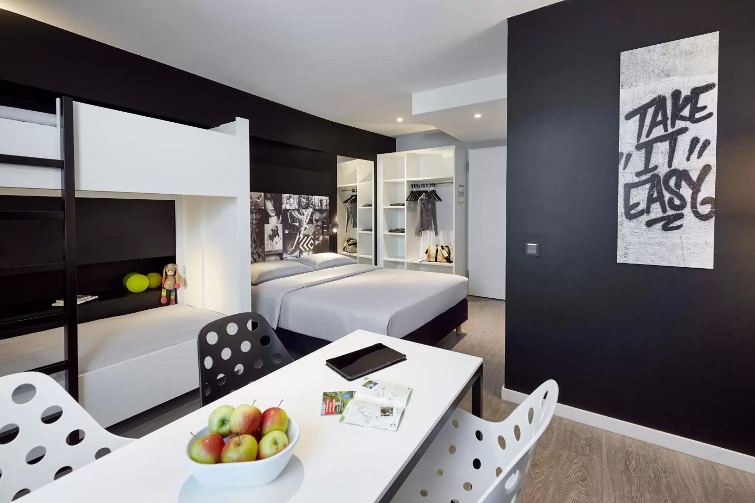 Family Room in LÉGÈRE EXPRESS Tuttlingen Family Room in LÉGÈRE EXPRESS Tuttlingen