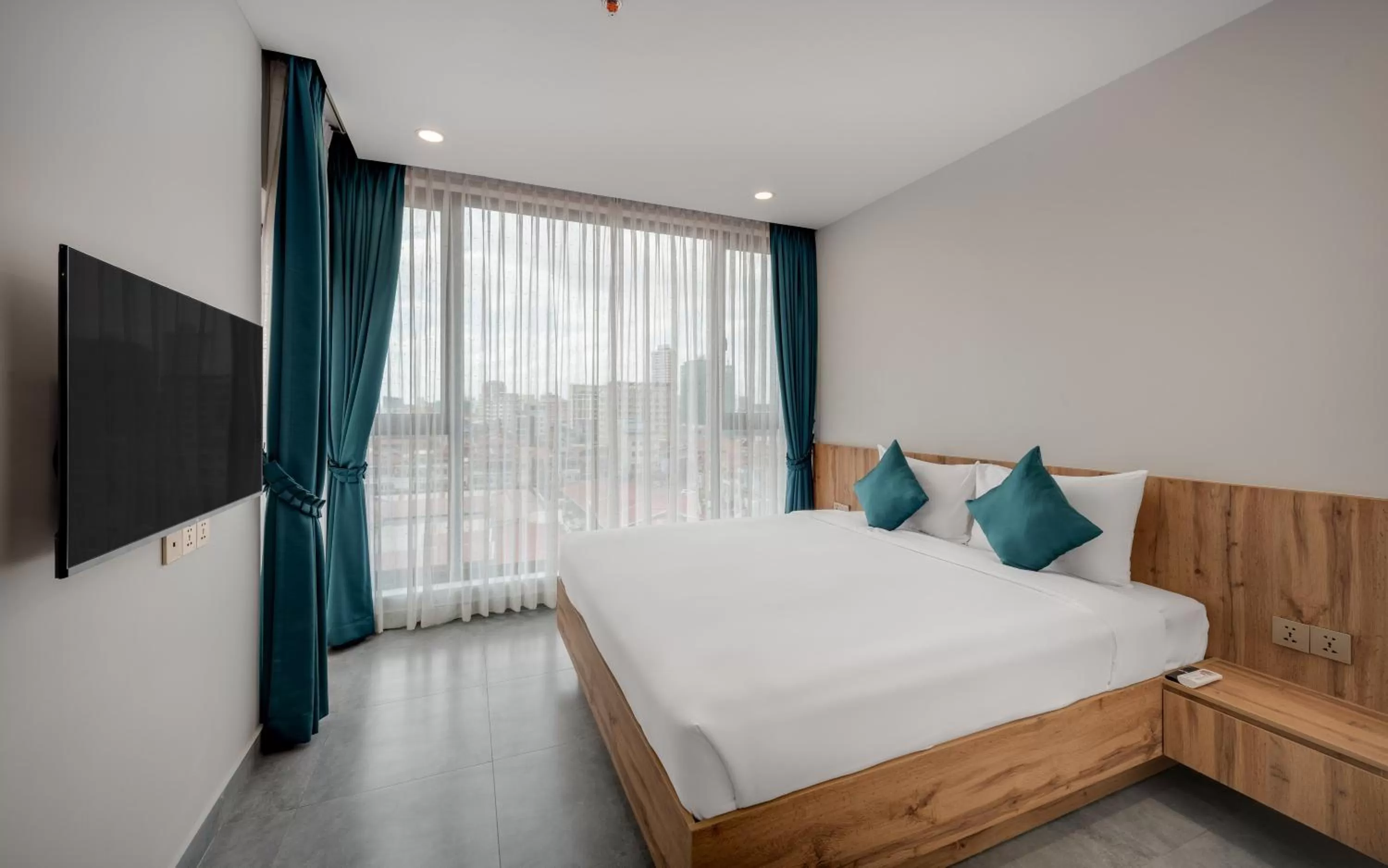 Balcony/Terrace, Bed in AMATA Residence