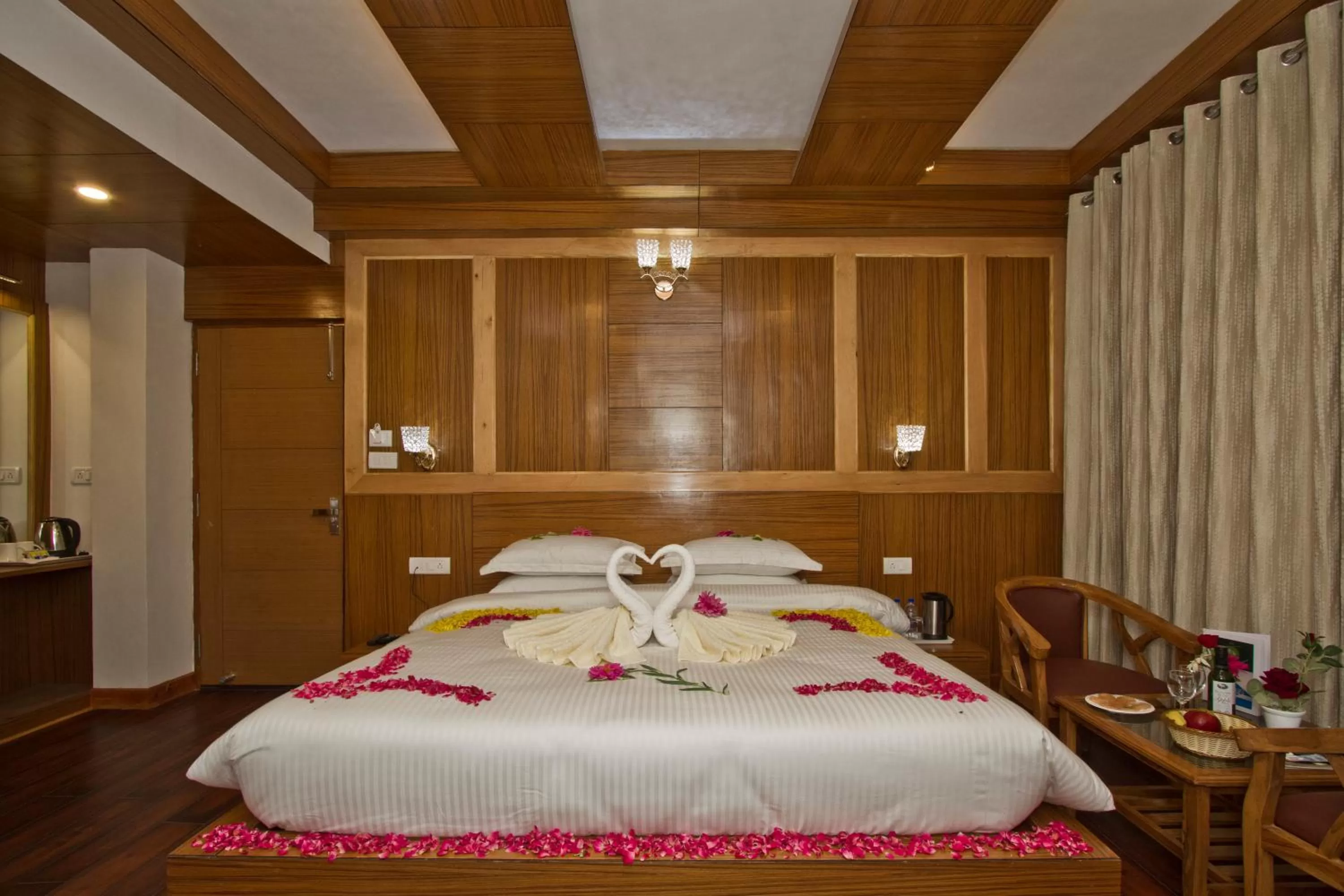 Bed in Kalista Resort