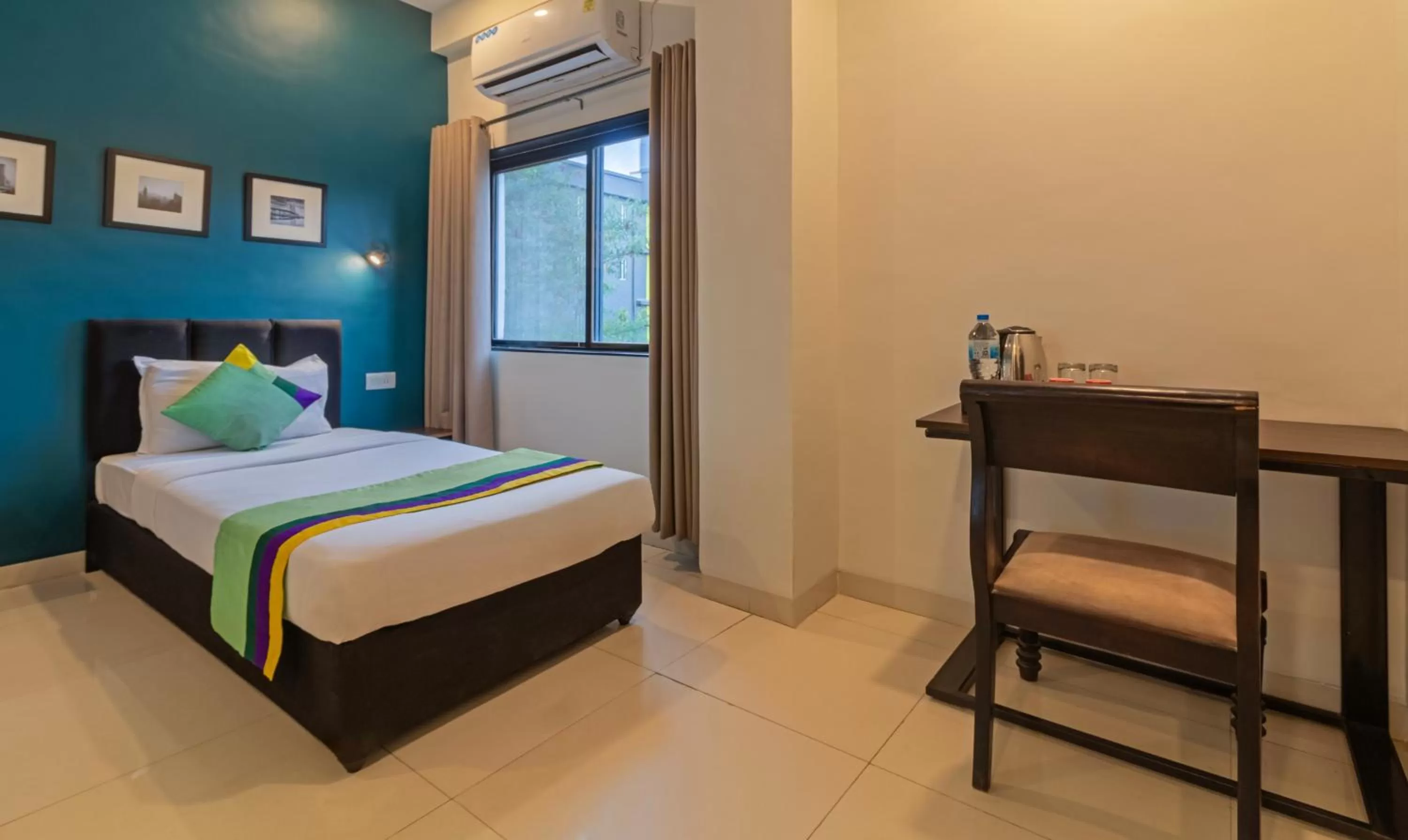 Bedroom, Bed in Treebo Tulip Comfort