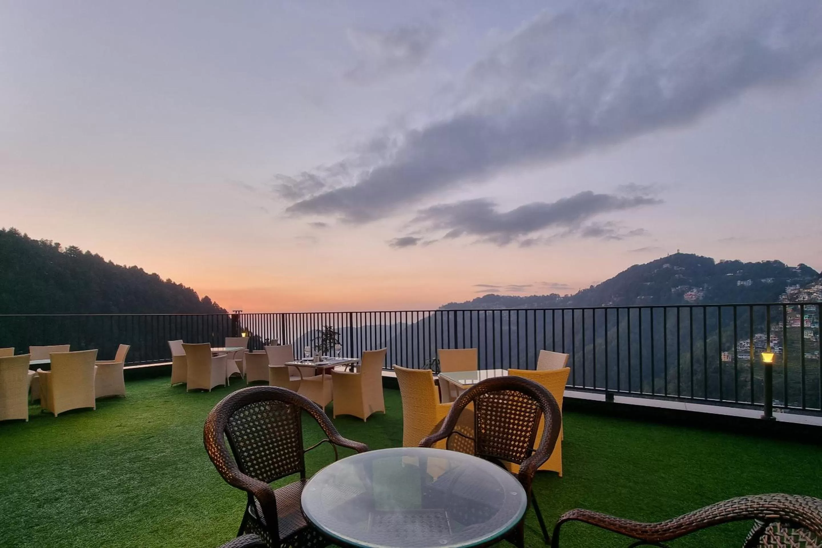 Balcony/Terrace in Best Western Dalhousie