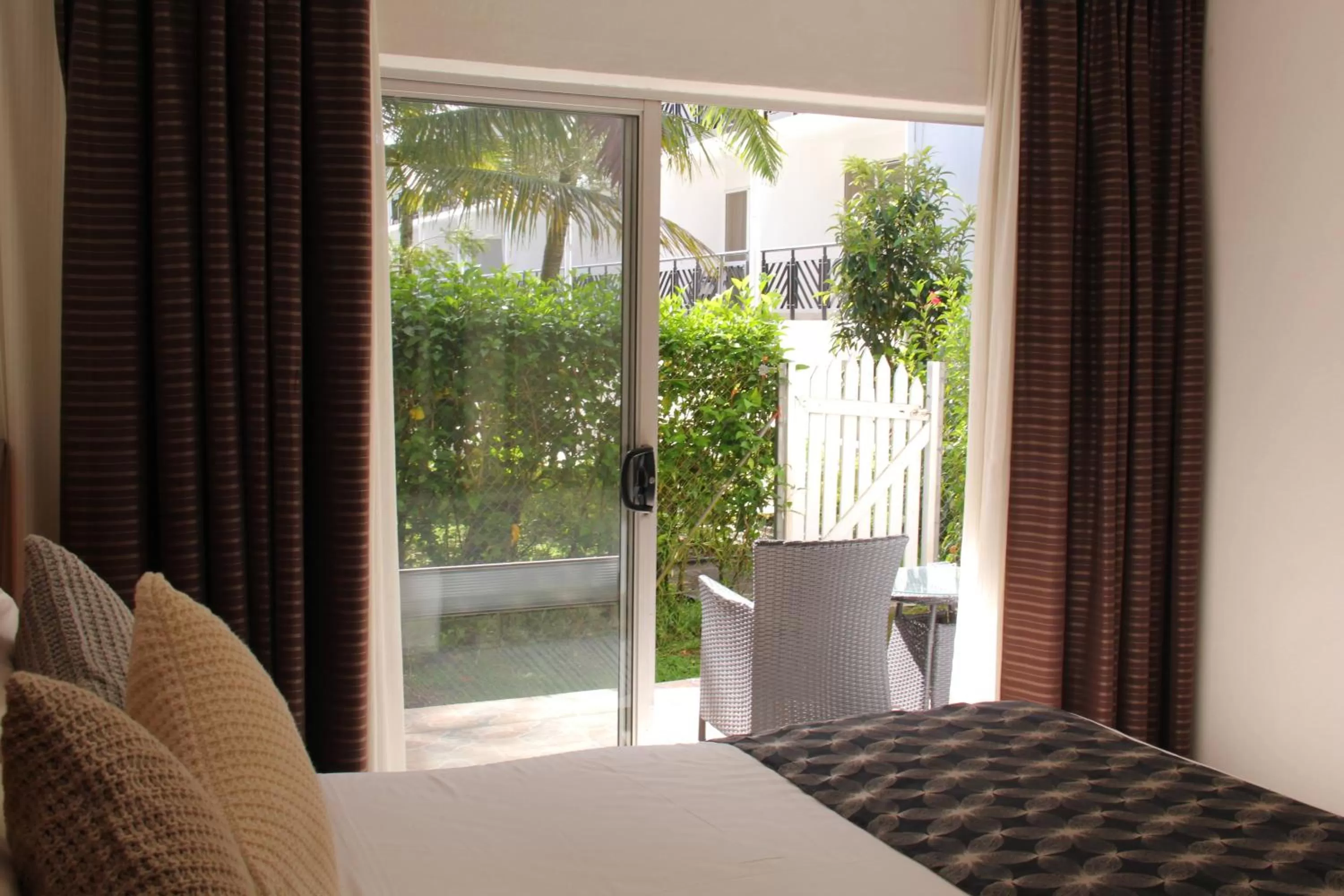 Bed in The Melanesian Port Vila