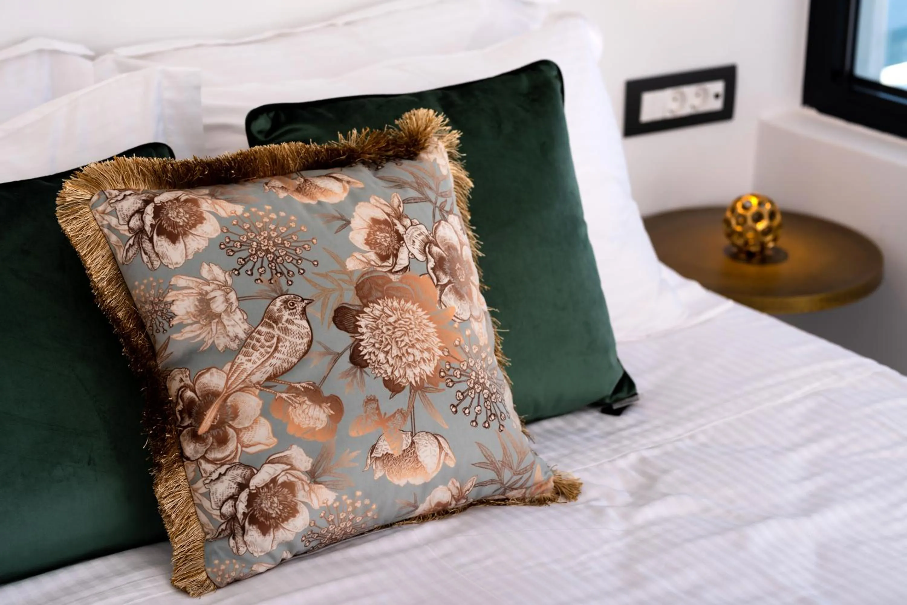 Bed in Daydream Luxury Suites