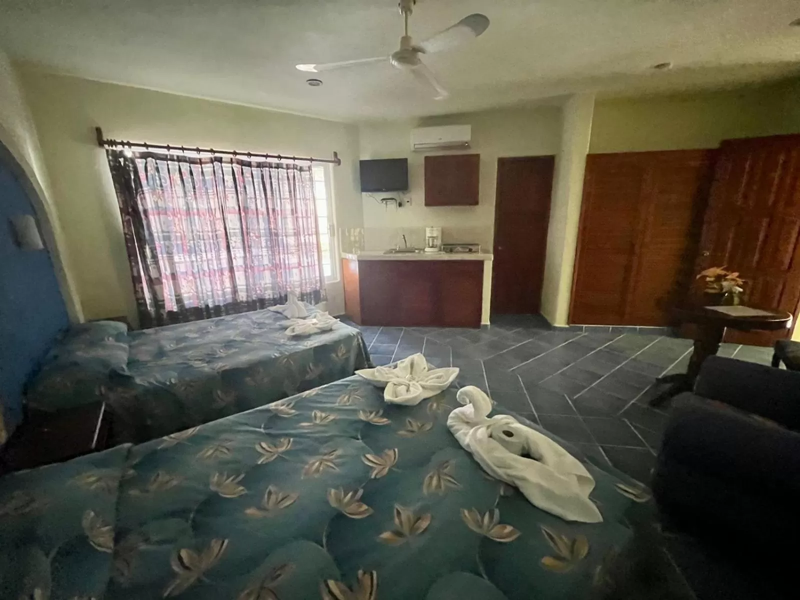 Bed in Hotel Castillo Del Mar - 5 Th Ave