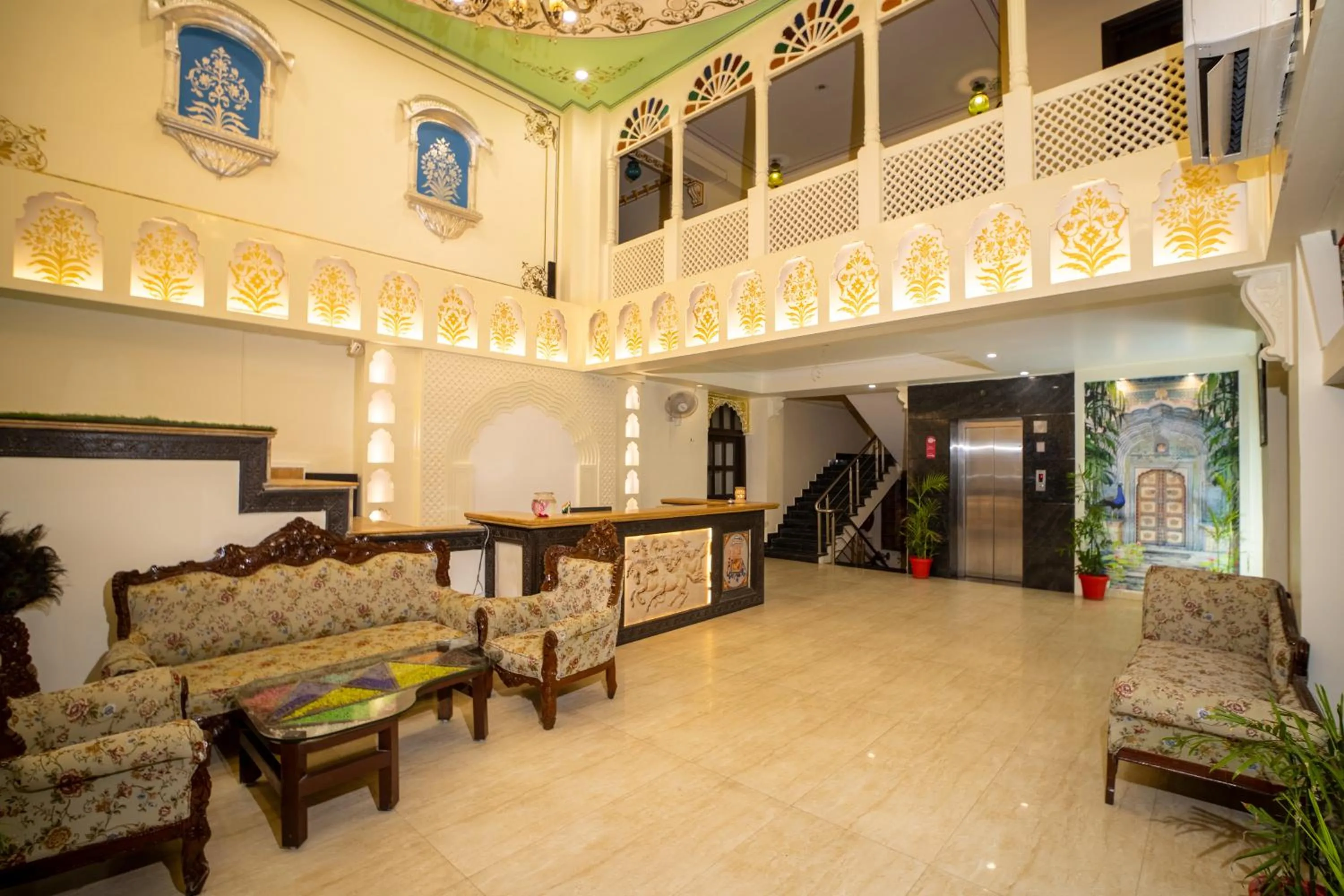 Lobby or reception in Hotel Laxmi Niwas - A Heritage Retreat