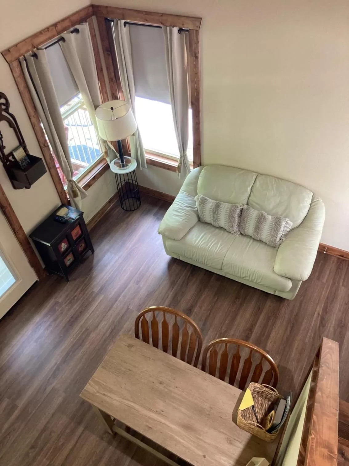 Living room in All Seasons Treehouse Village