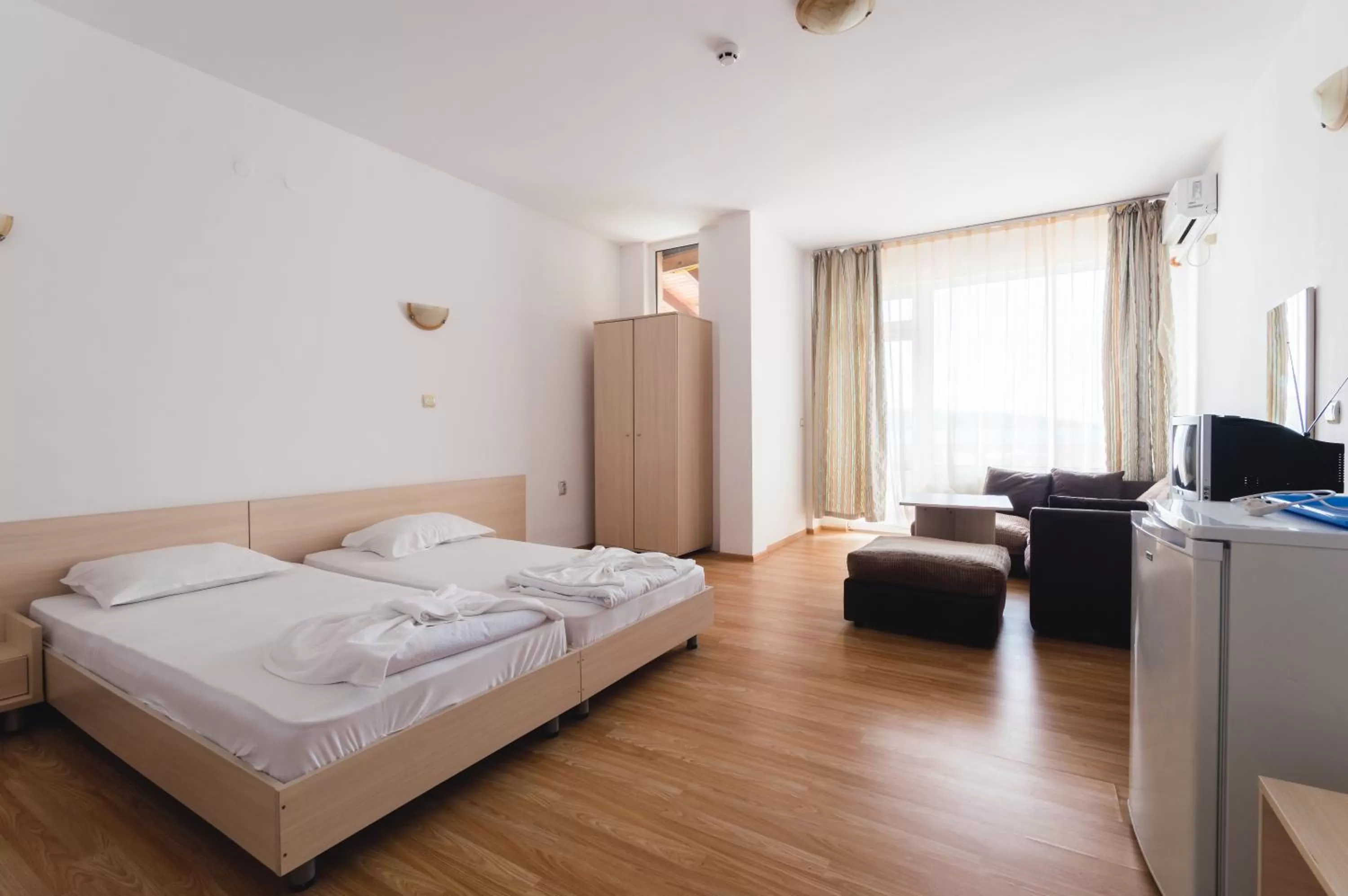 Photo of the whole room, Bed in Plovdiv Hotel