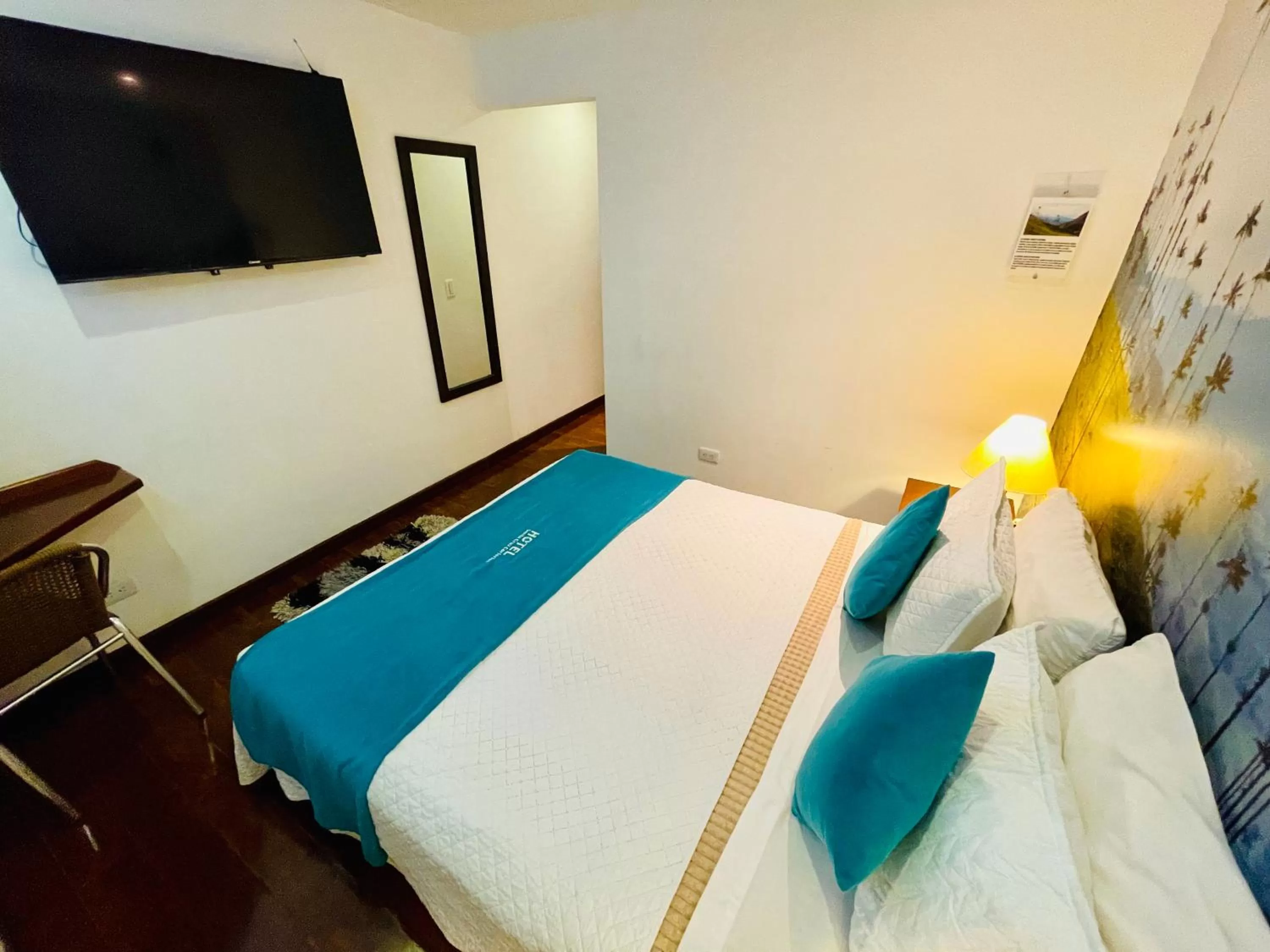 Photo of the whole room, Bed in Hotel Santa Cruz Bogotá