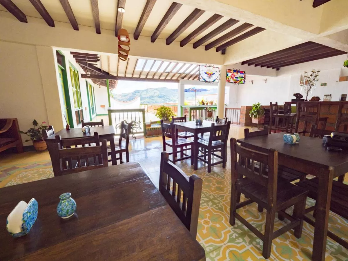 Restaurant/Places to Eat in El Despertar Hotel