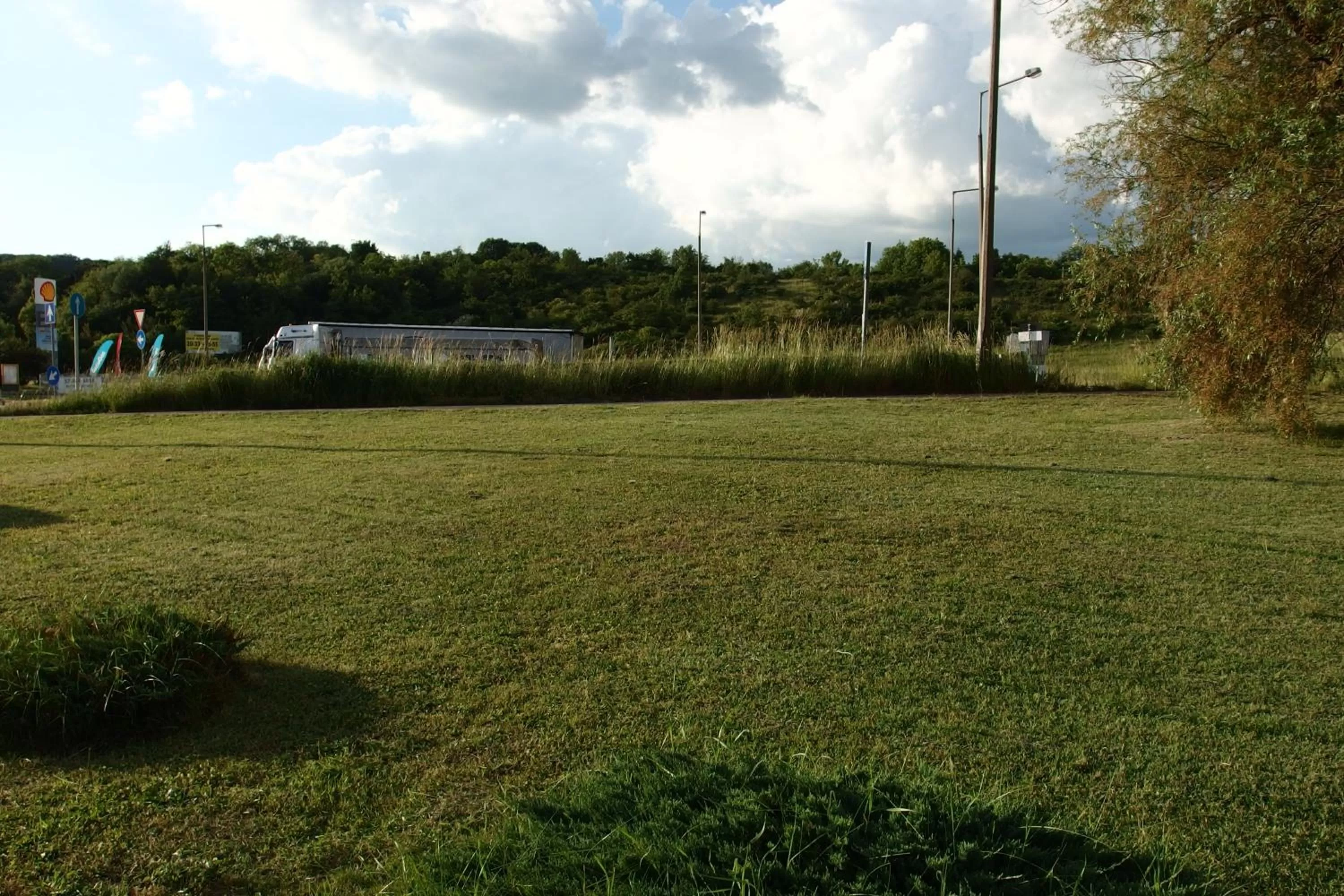 Hiking, Garden in Romantik Étterem - Panzió
