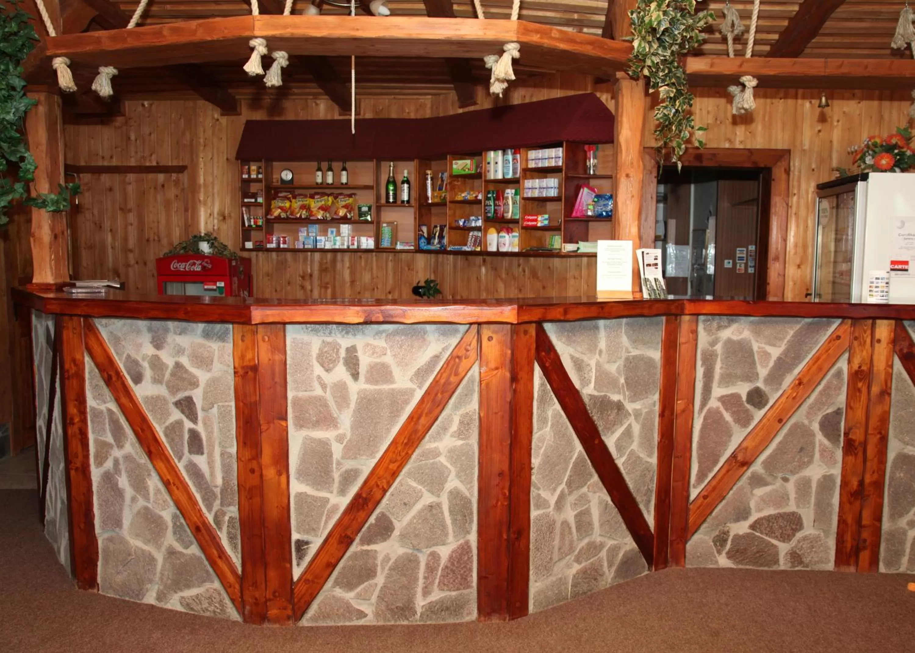 Restaurant/places to eat in garni Hotel ASAS***