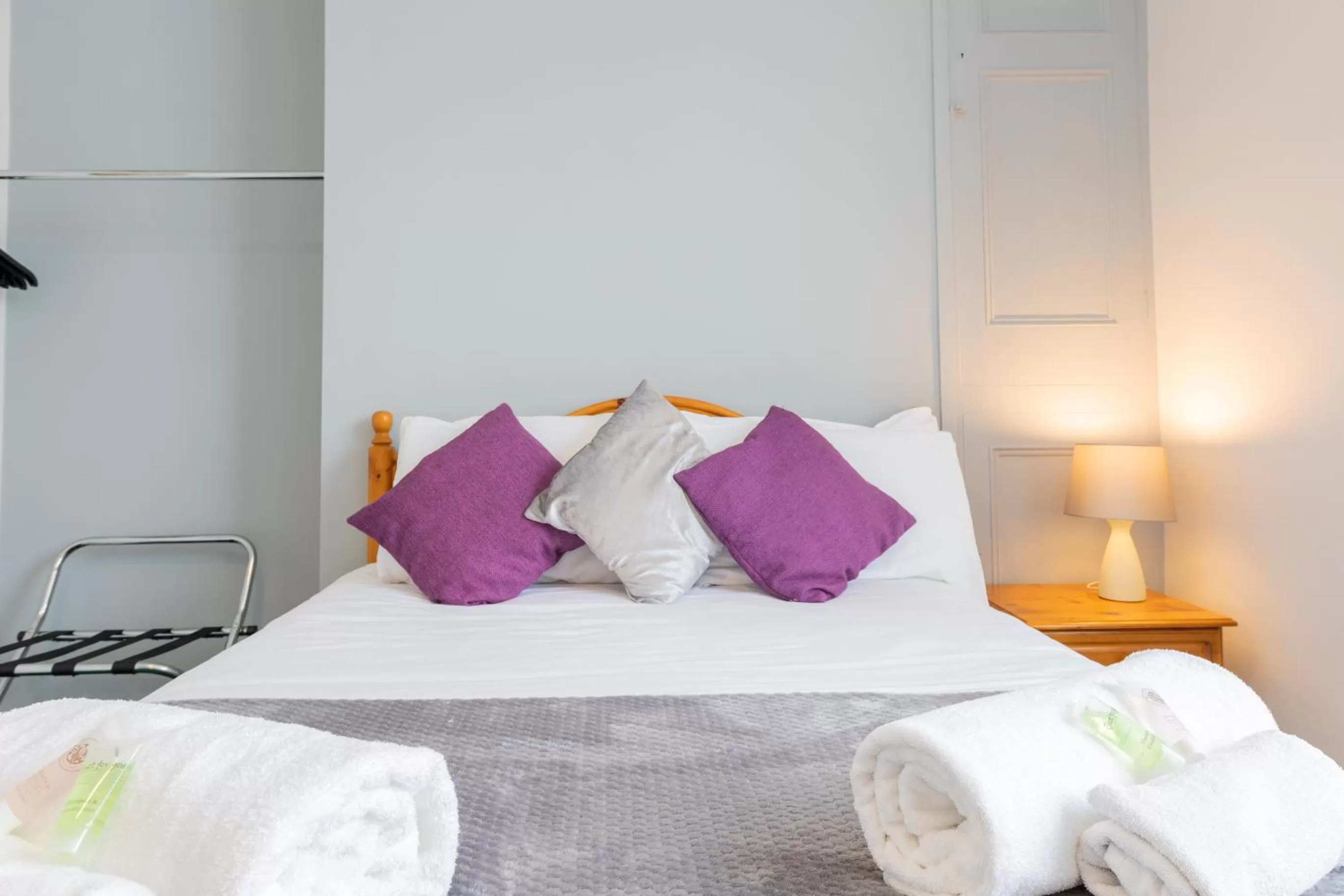 Bed in The Clee Hotel - Cleethorpes, Grimsby, Lincolnshire