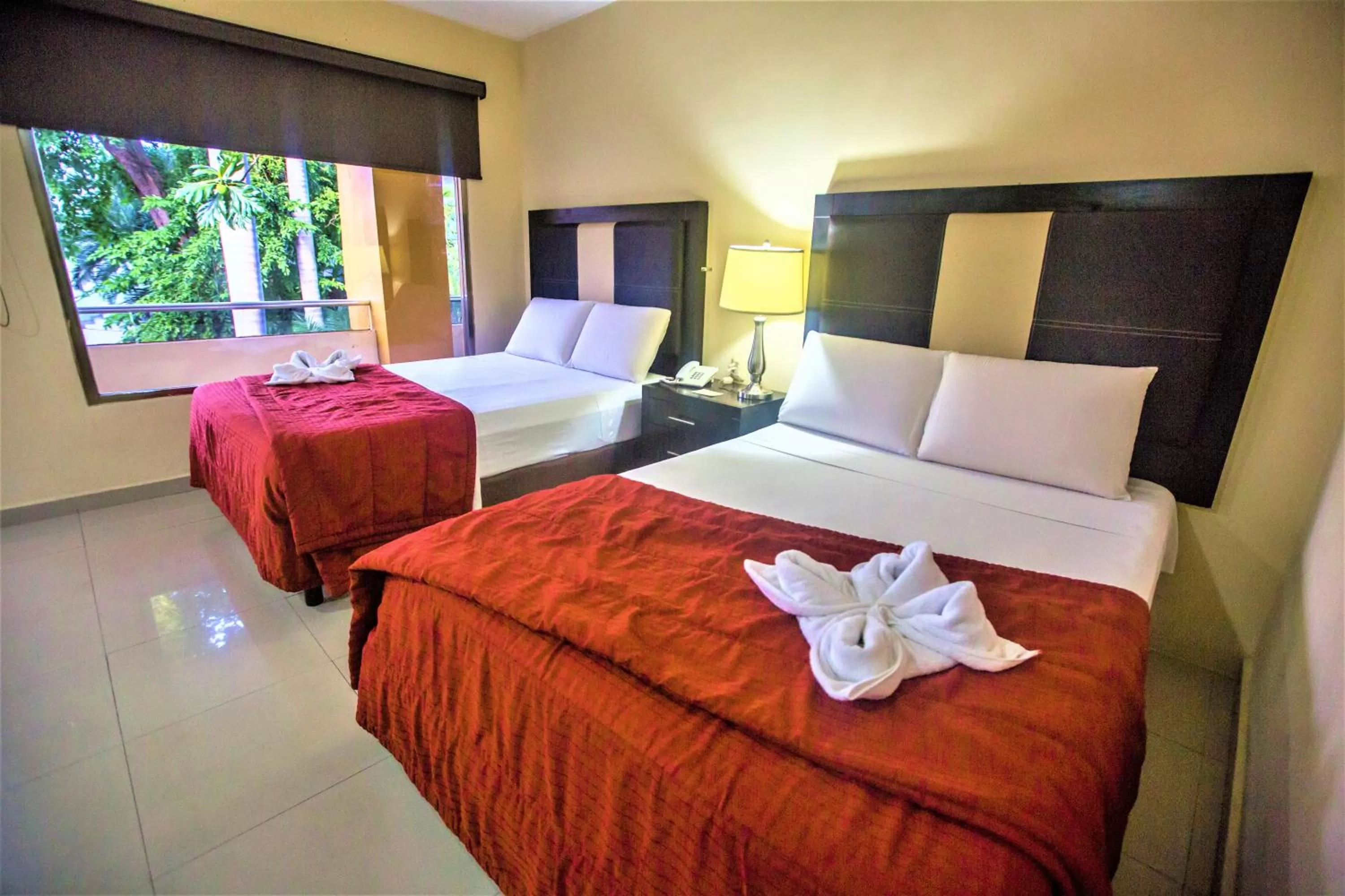Photo of the whole room, Bed in Hotel Plaza Mirador