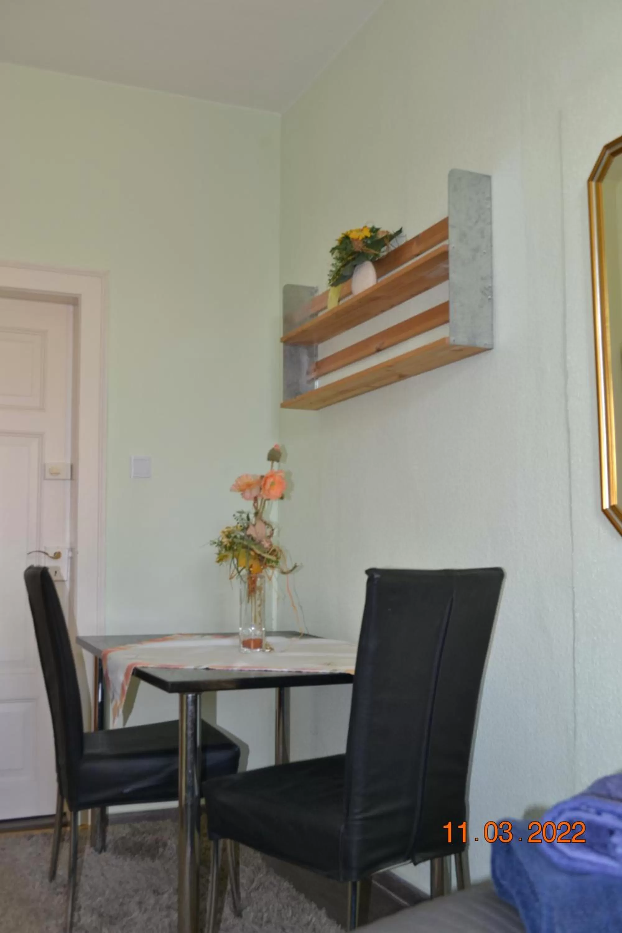 Bedroom, Dining Area in Landgasthaus Queen Victoria