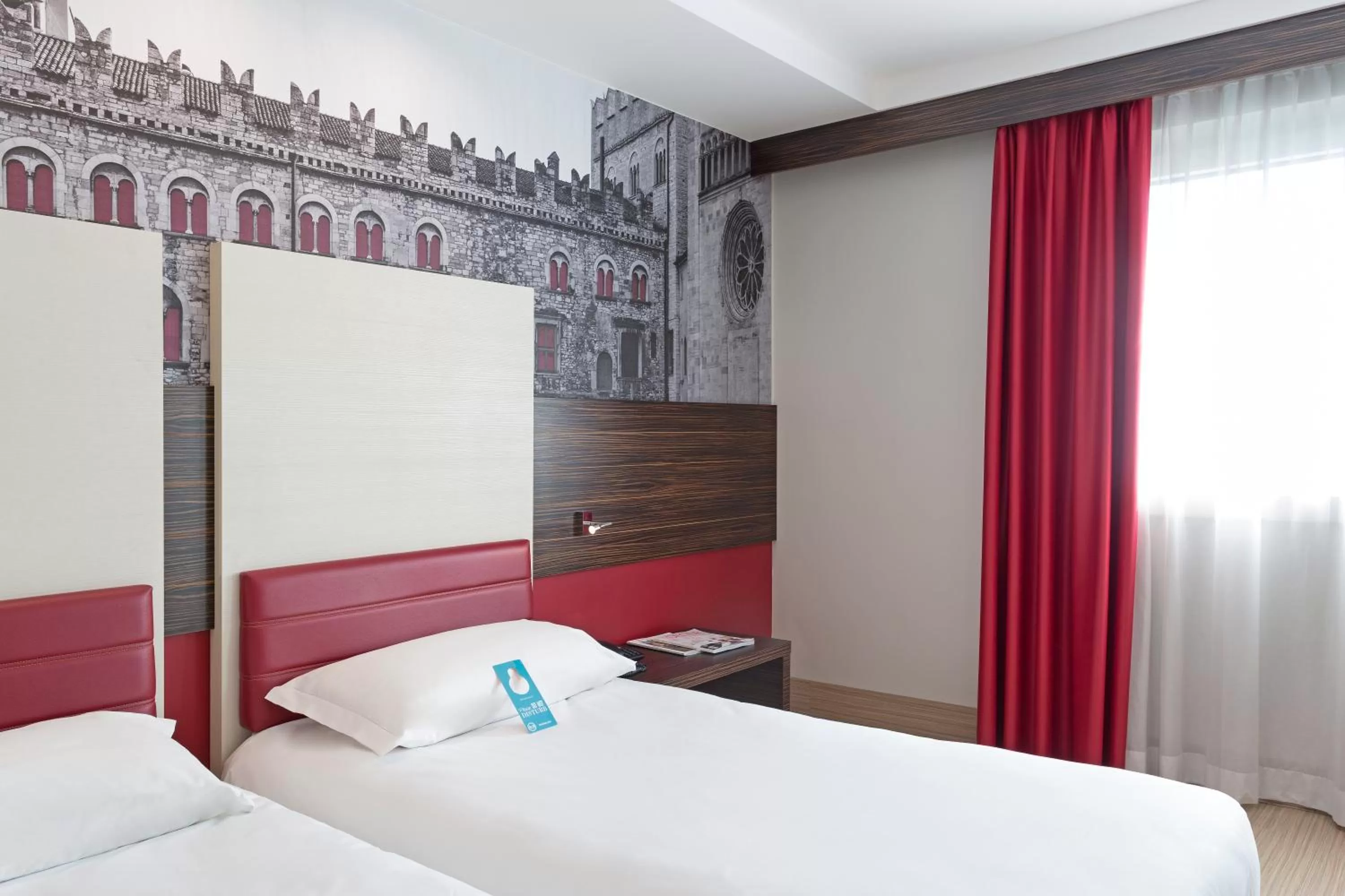 Twin Room - Disability Access in B&B Hotel Trento