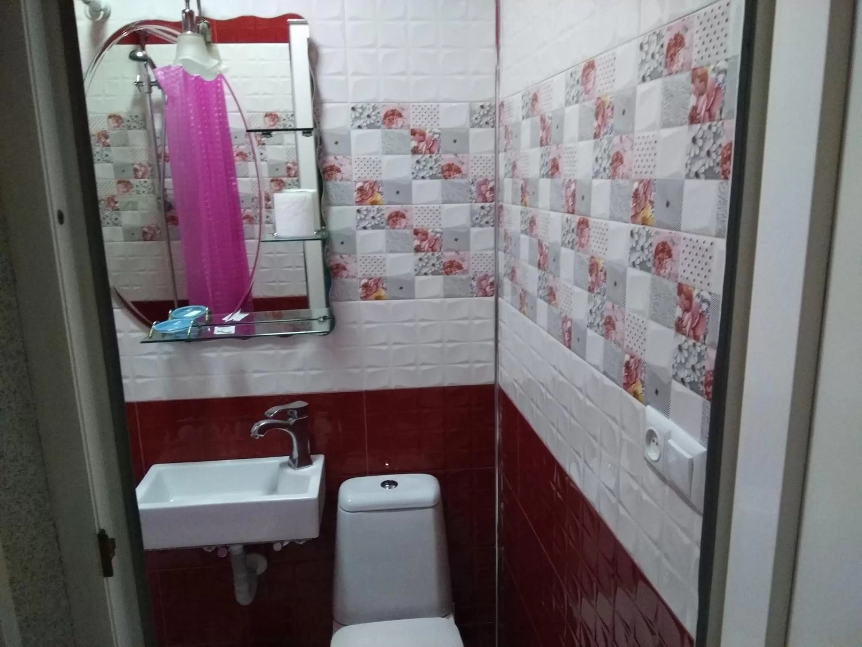 Bathroom in Dzveli Batumi