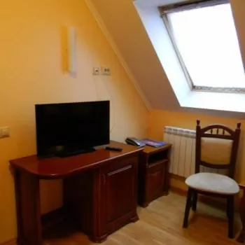 Seating Area in Red Stone