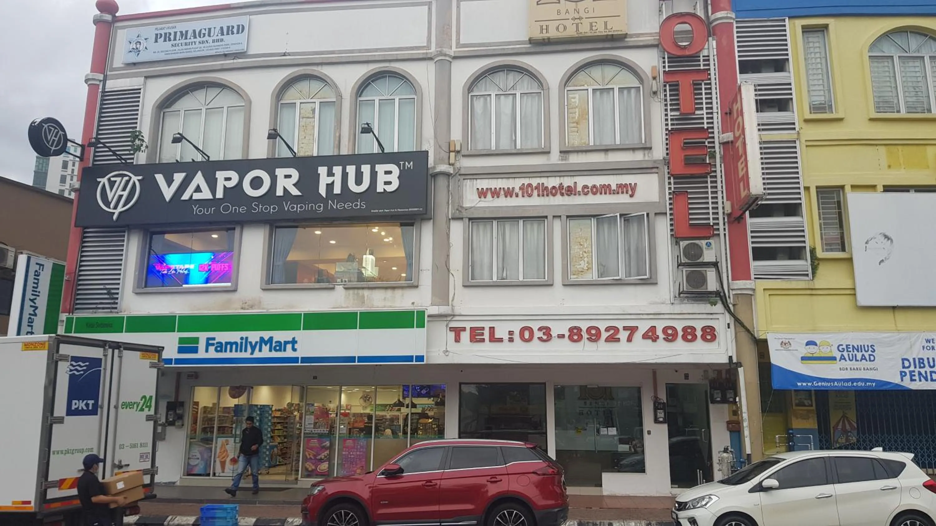 Property building in 101 Hotel Bangi