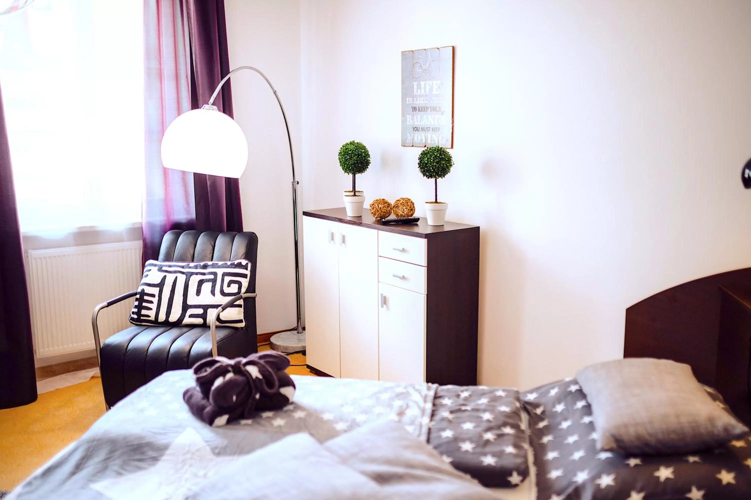 Bed in Das Hotel Stern 24h self-check-in