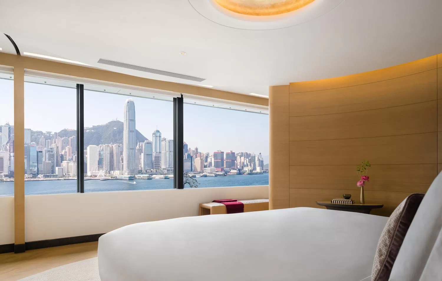 TV and multimedia, Bed in Regent Hong Kong