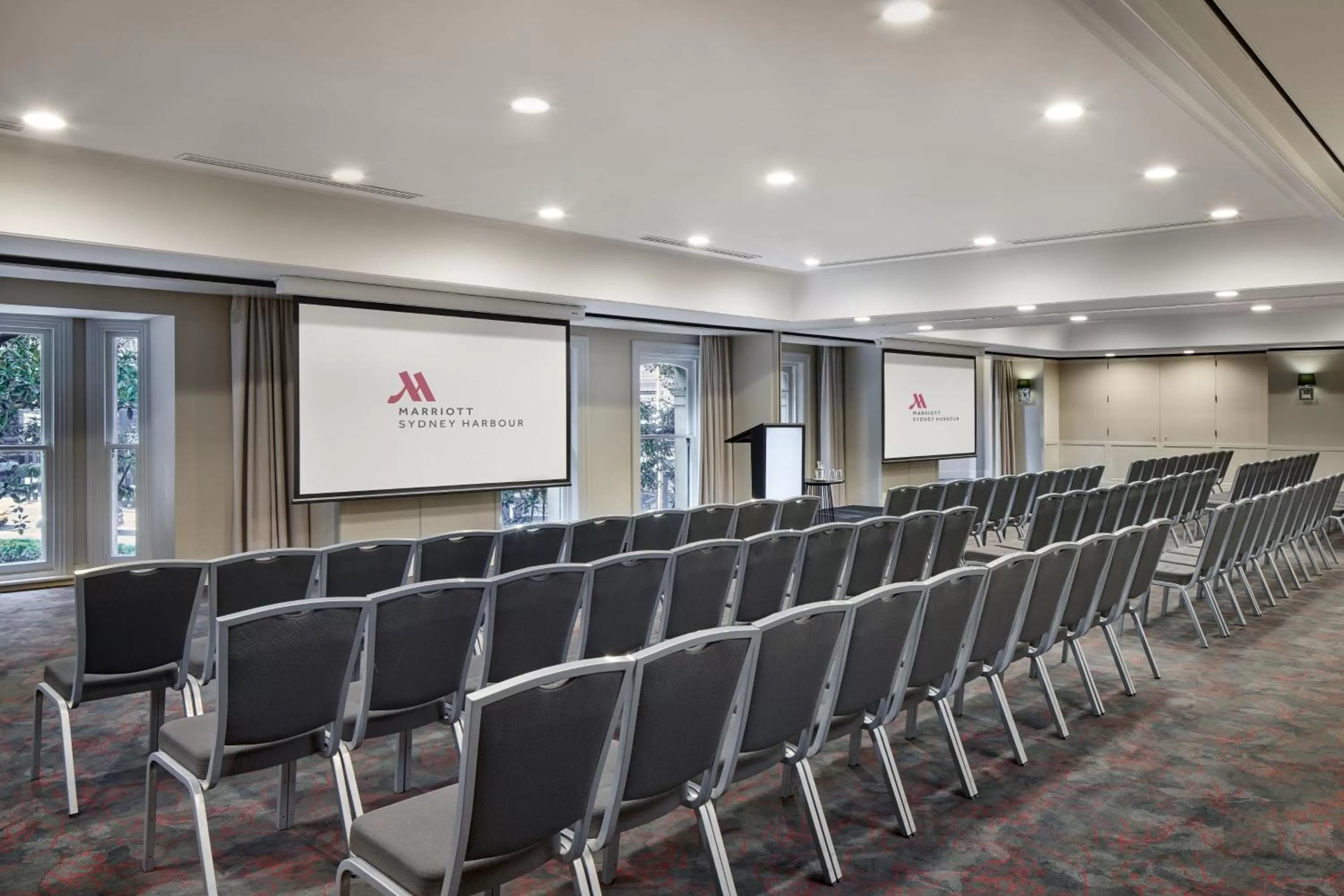 Meeting/conference room in Sydney Harbour Marriott Hotel at Circular Quay
