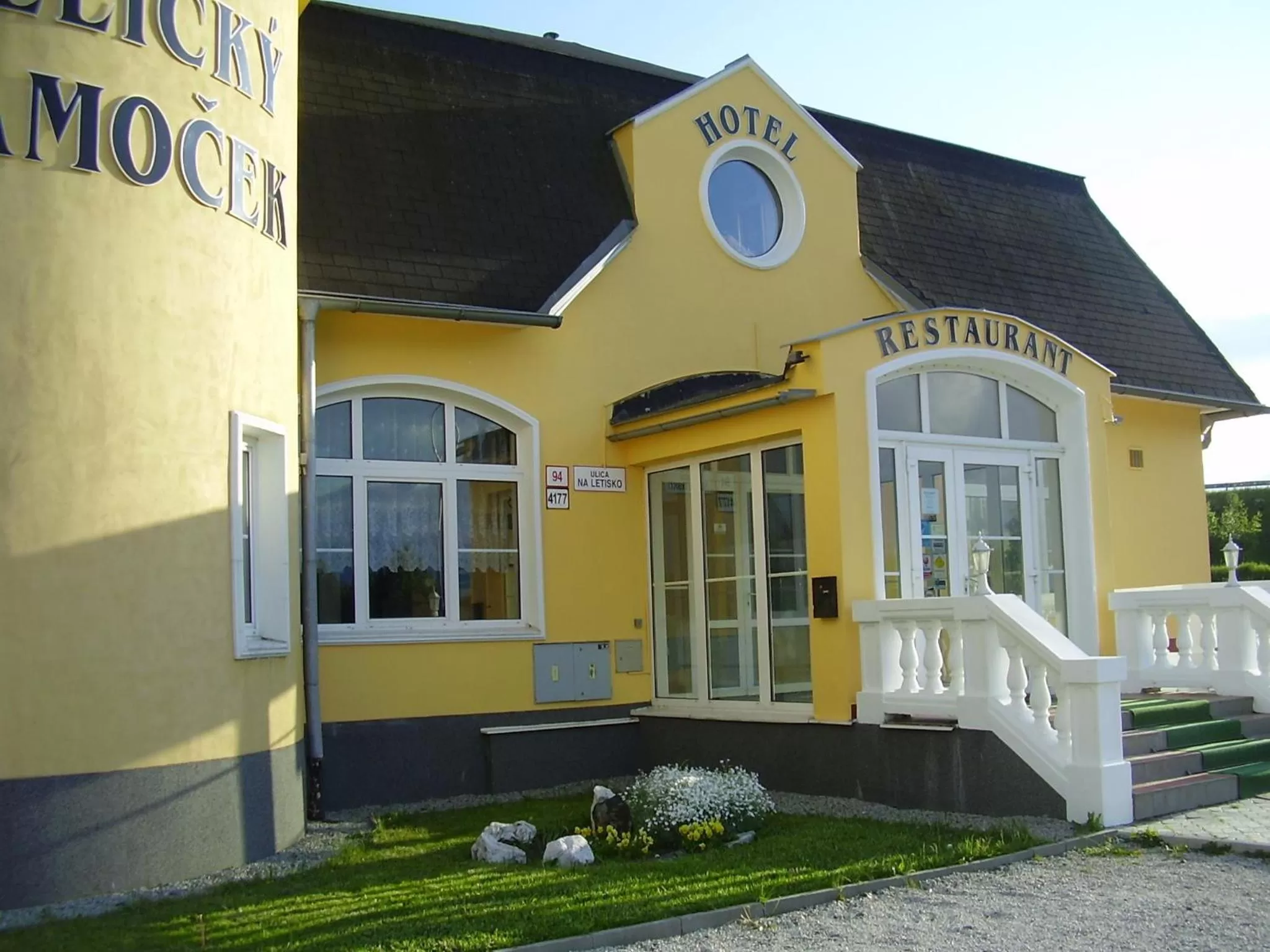 Facade/entrance, Property Building in Pension Velický Zámoček