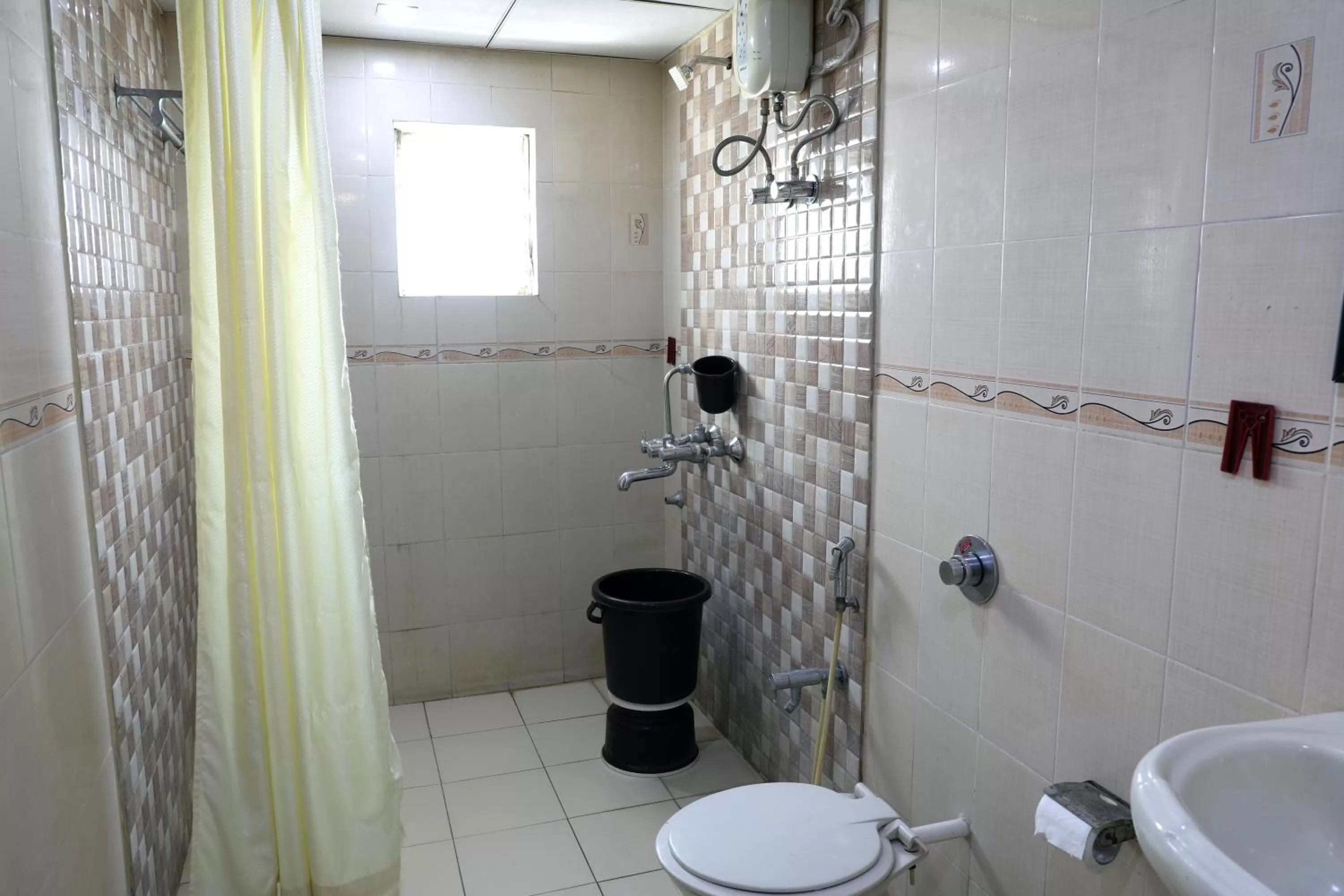 Bathroom in Hotel Jawahar