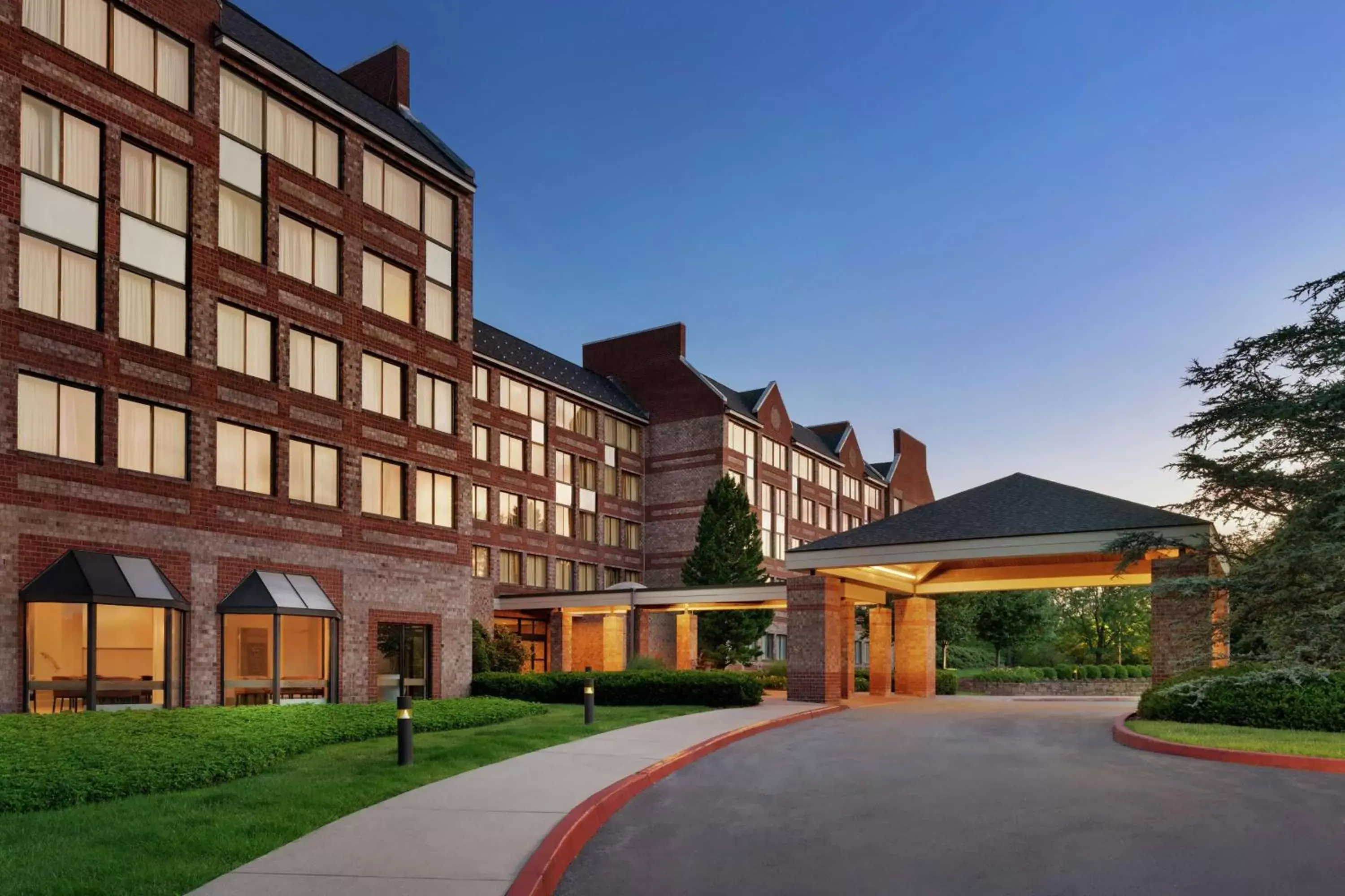 Embassy Suites by Hilton Philadelphia Valley Forge Embassy Suites by Hilton Philadelphia Valley Forge