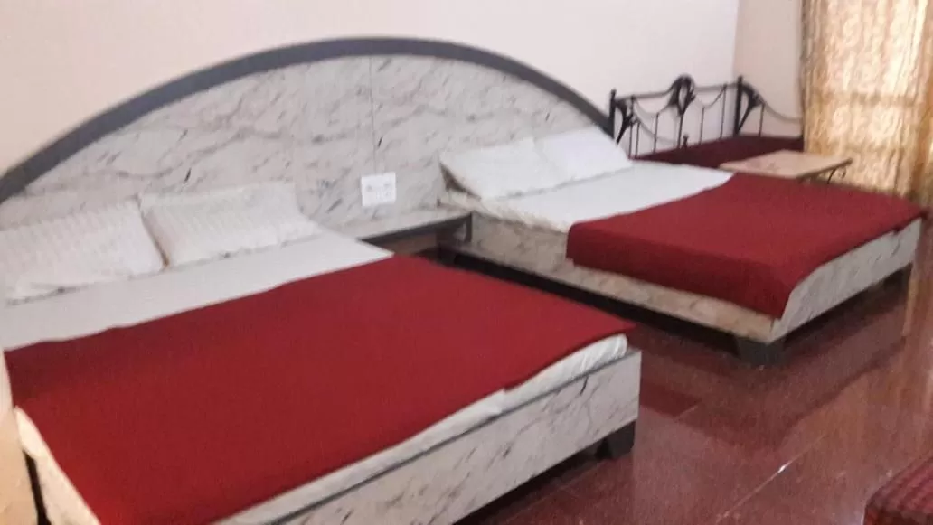 Bed in The Wayside Inn