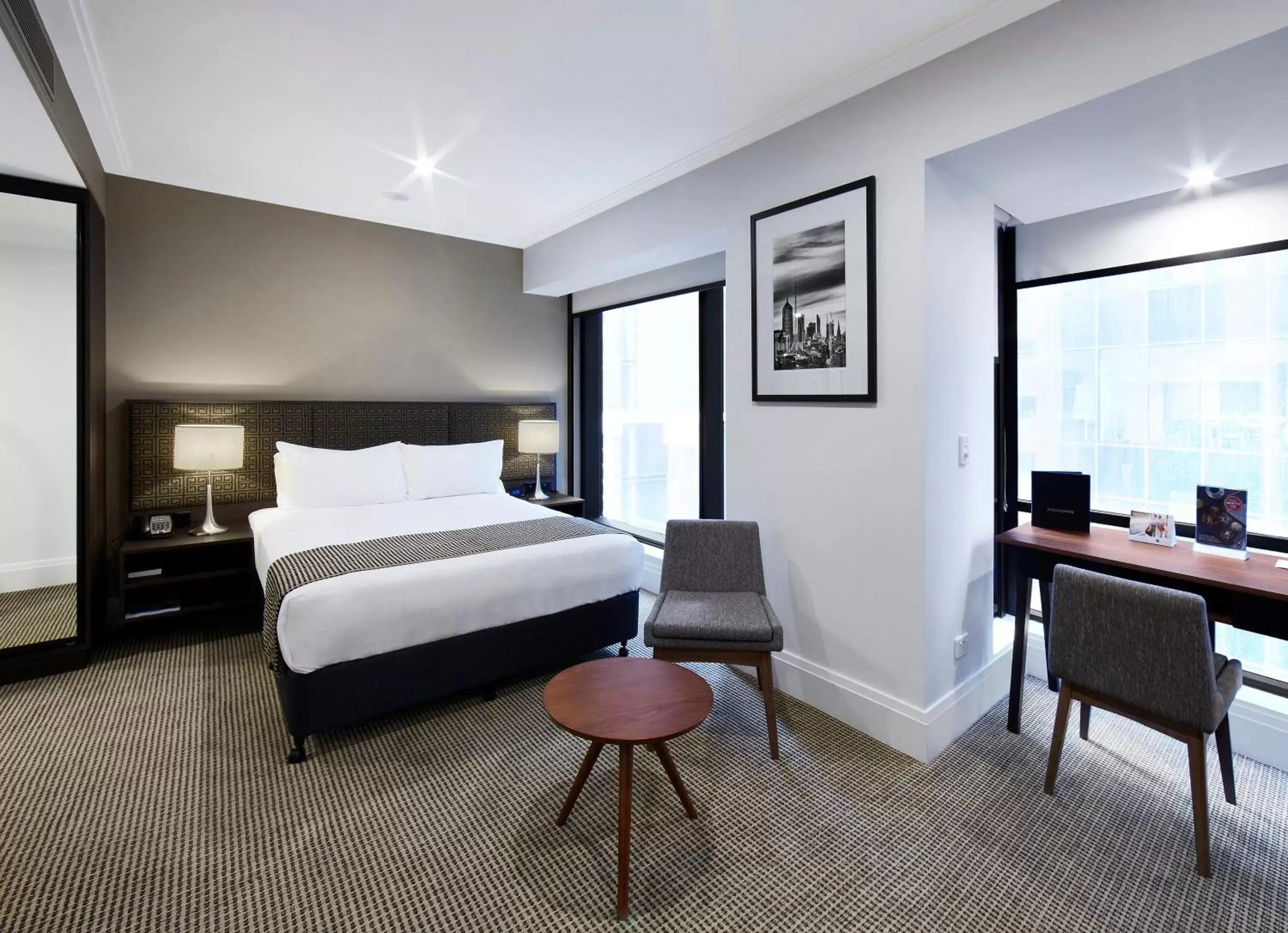 Superior Queen Room in Stamford Plaza Melbourne Superior Queen Room in Stamford Plaza Melbourne