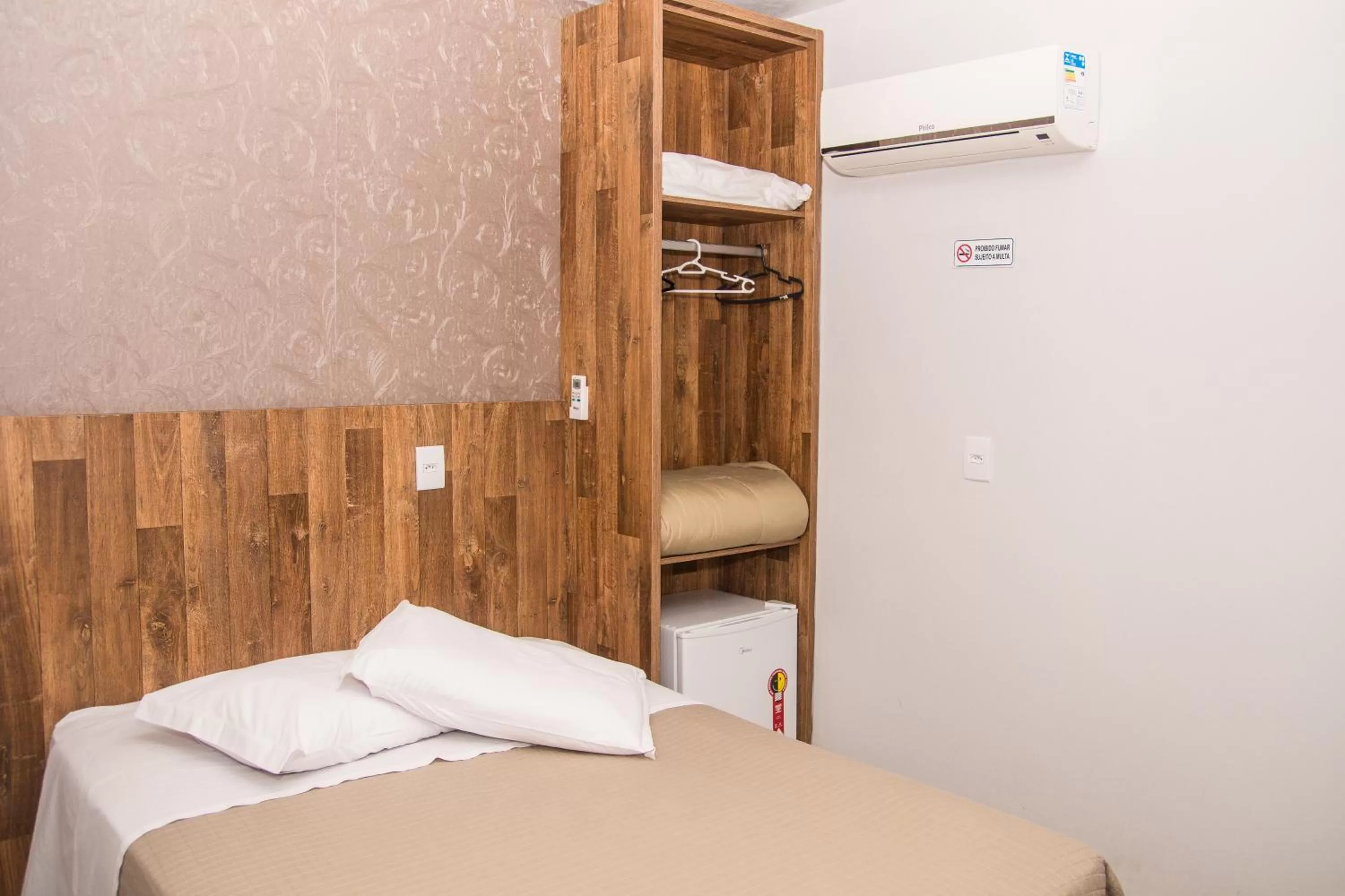 Bedroom in Hotel Guerra - Pousada Montebelo