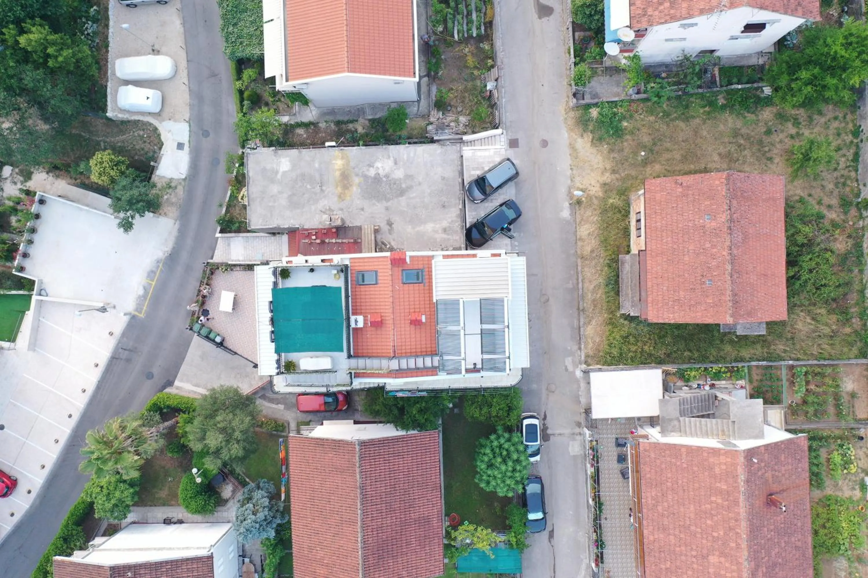 Property building in D&D Apartments