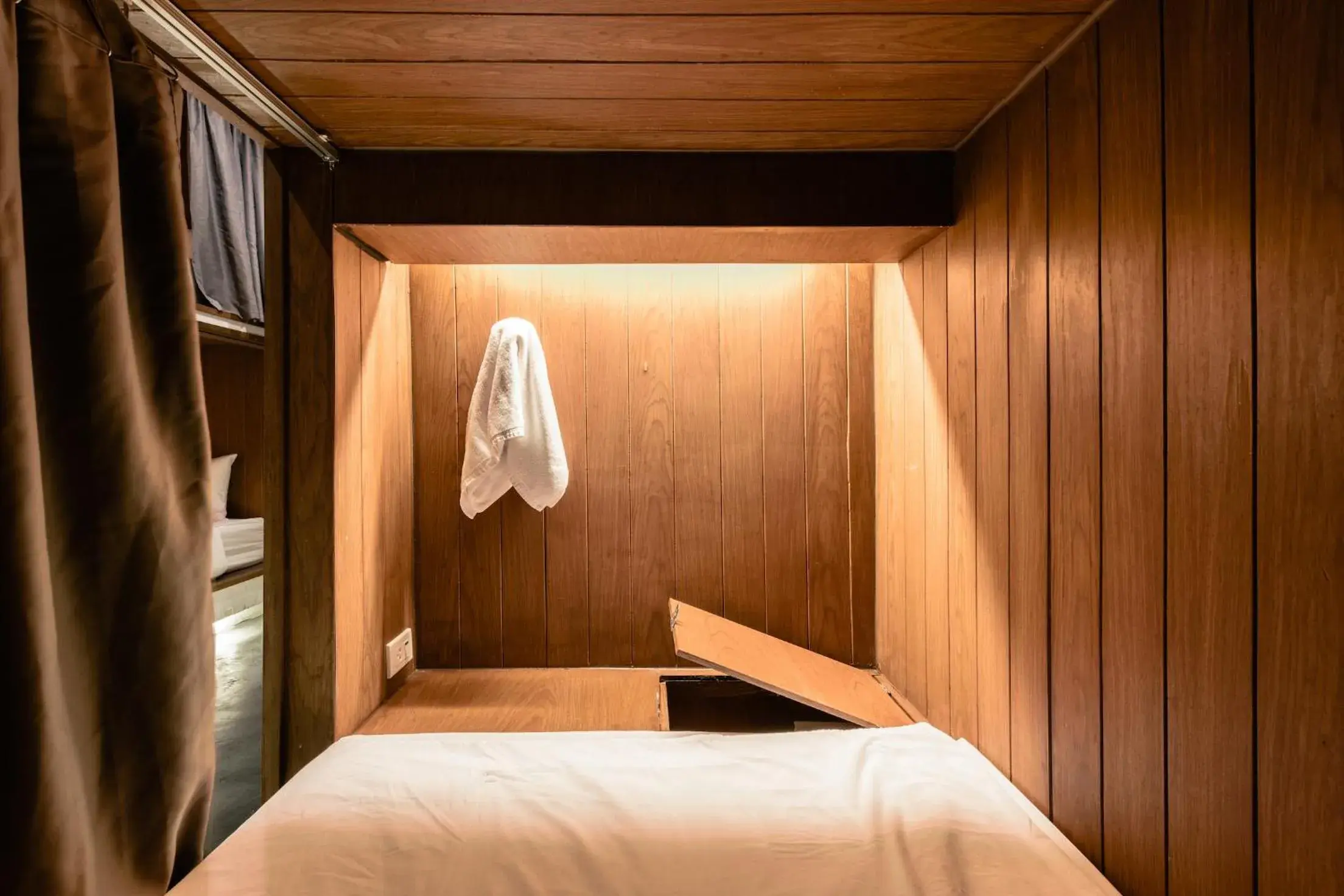 Bed in 4-Bed Mixed Dormitory Room in Once Again Hostel Bed in 4-Bed Mixed Dormitory Room in Once Again Hostel