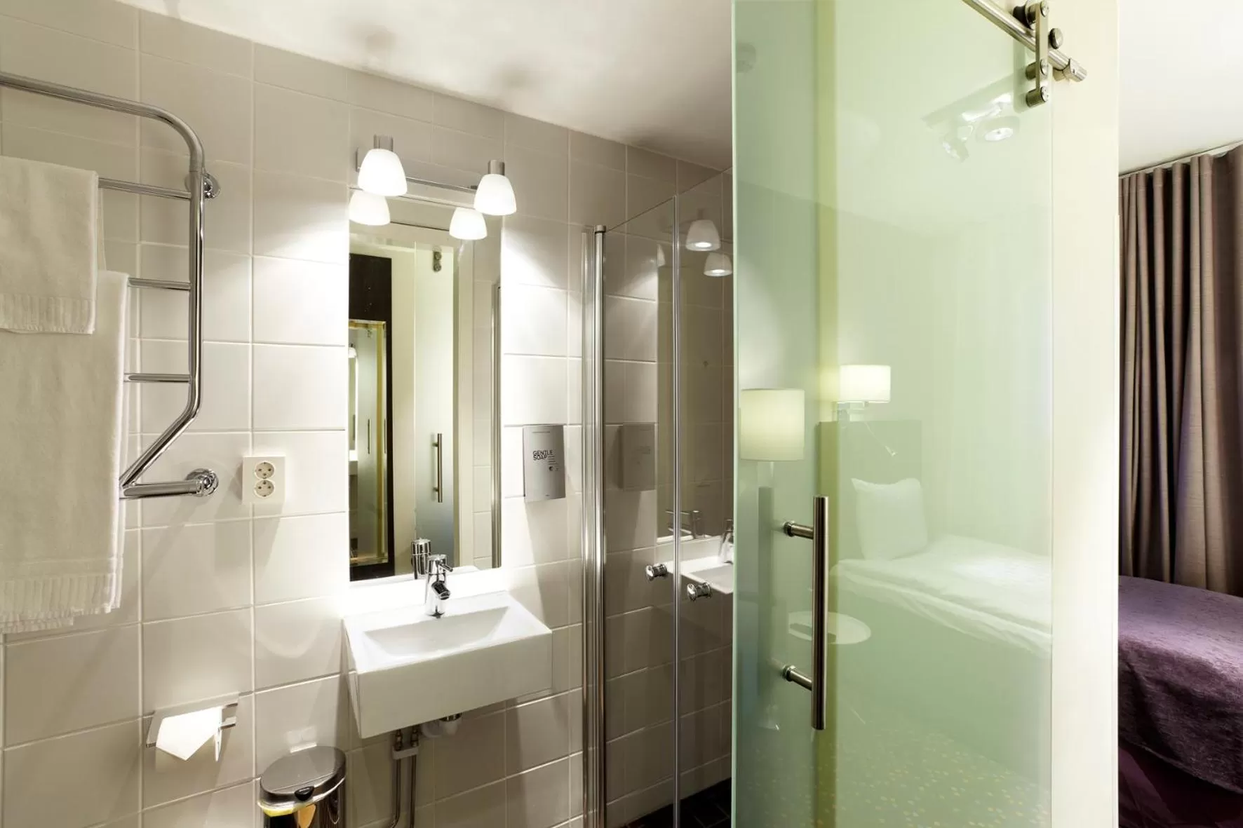 Bathroom in Finn Apartments