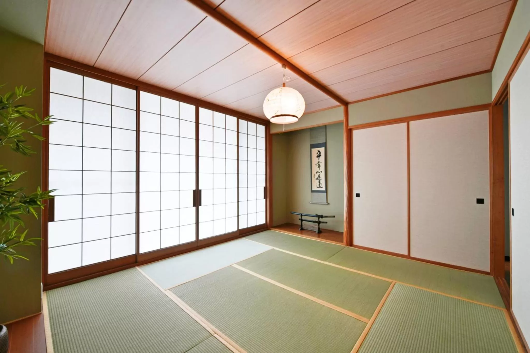 Bedroom, Tennis/Squash in Hostel PLEASURE MARUYAMA