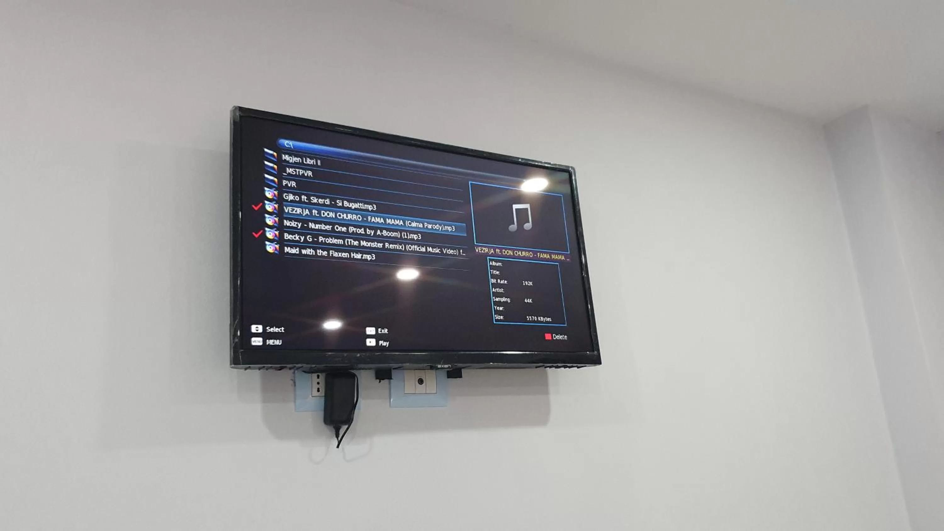 TV and multimedia in CityCenterHotel Shkoder