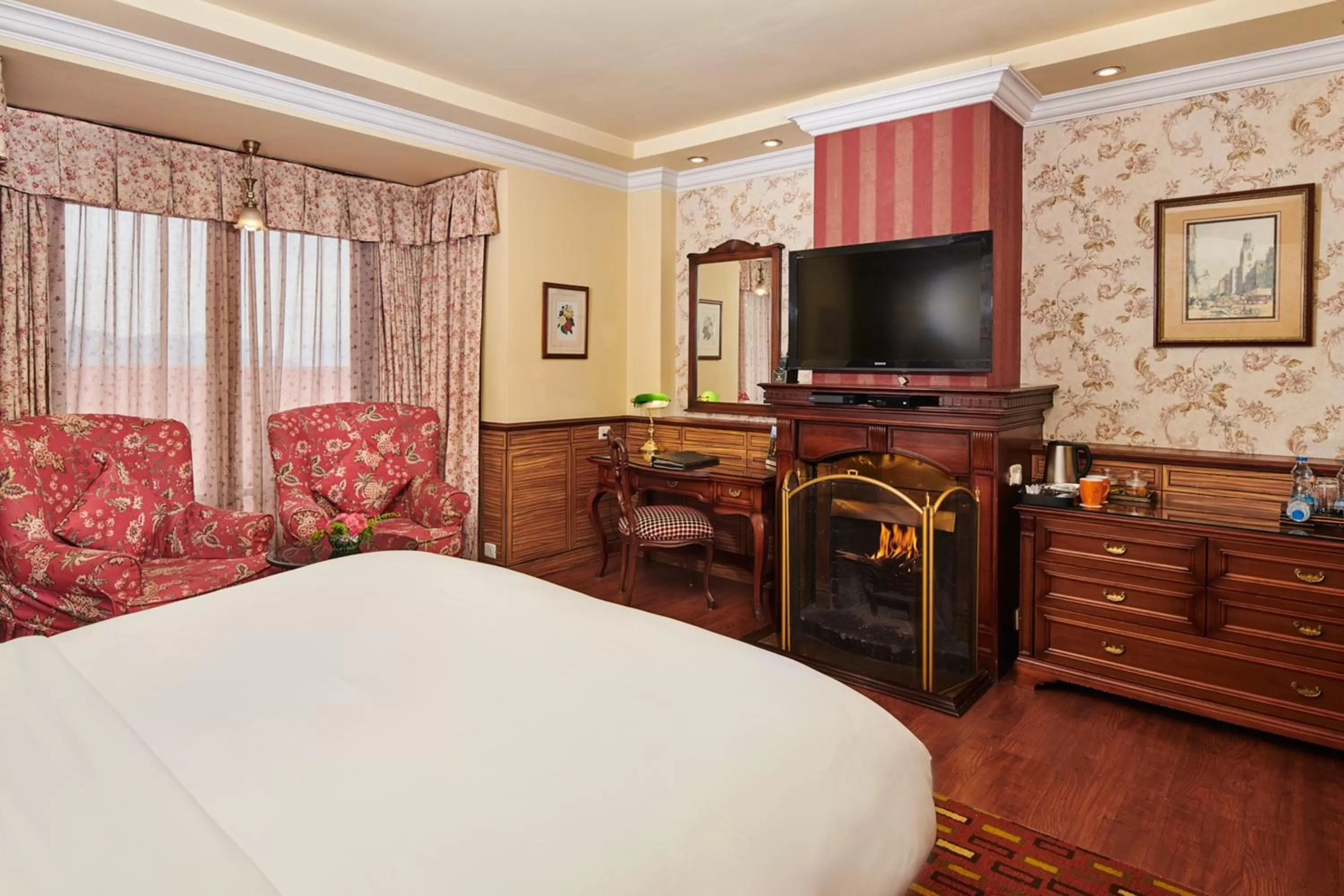 Bed in Mayfair Darjeeling