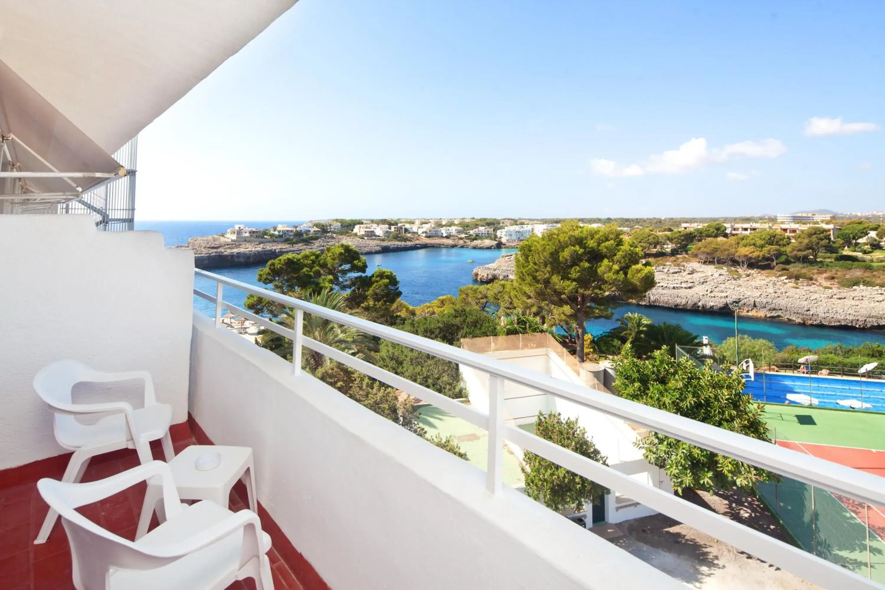 Double Room with Partial Sea View in JS Cape Colom - Adults Only Double Room with Partial Sea View in JS Cape Colom - Adults Only