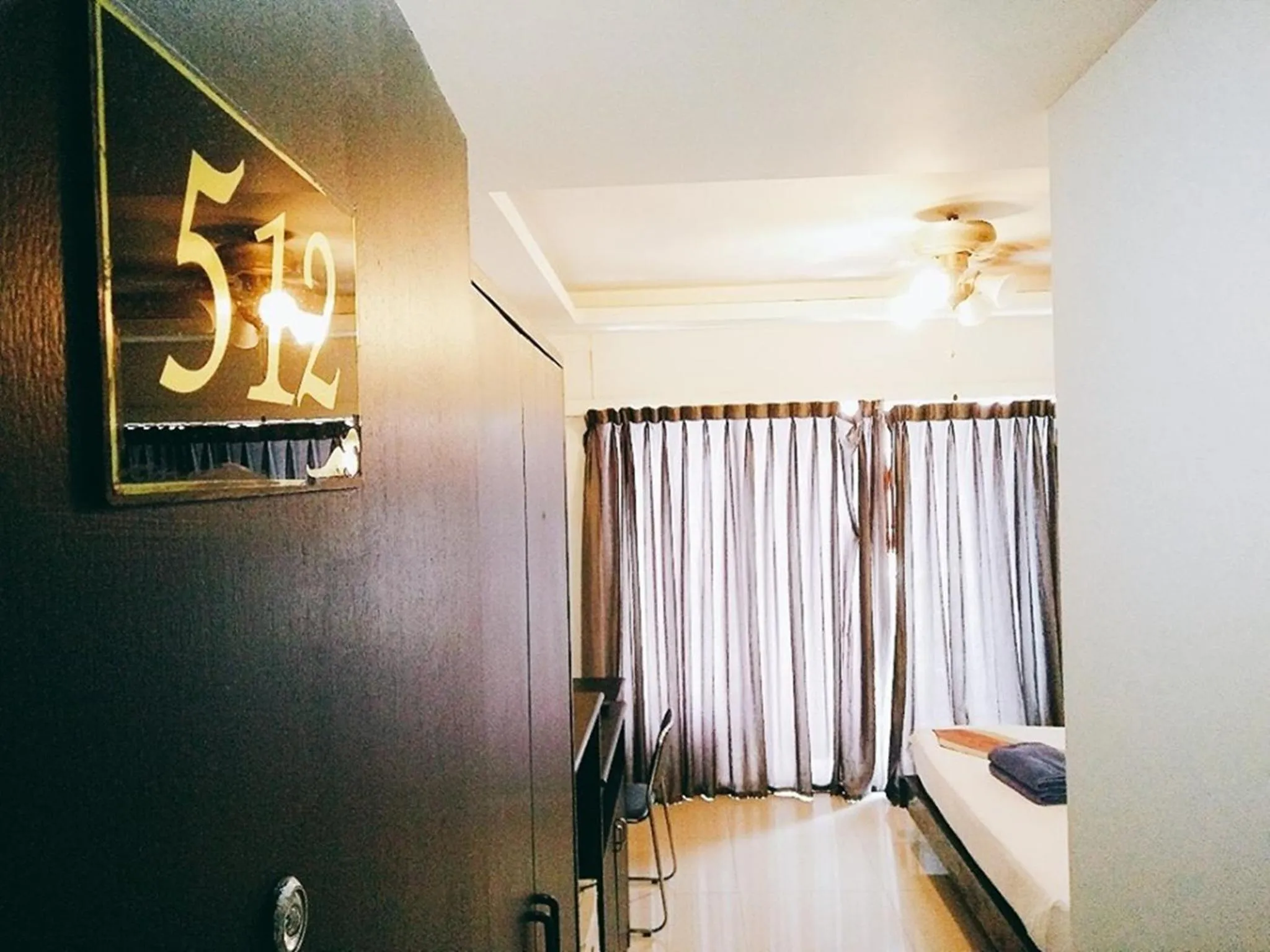 Bedroom in Boomerang Inn