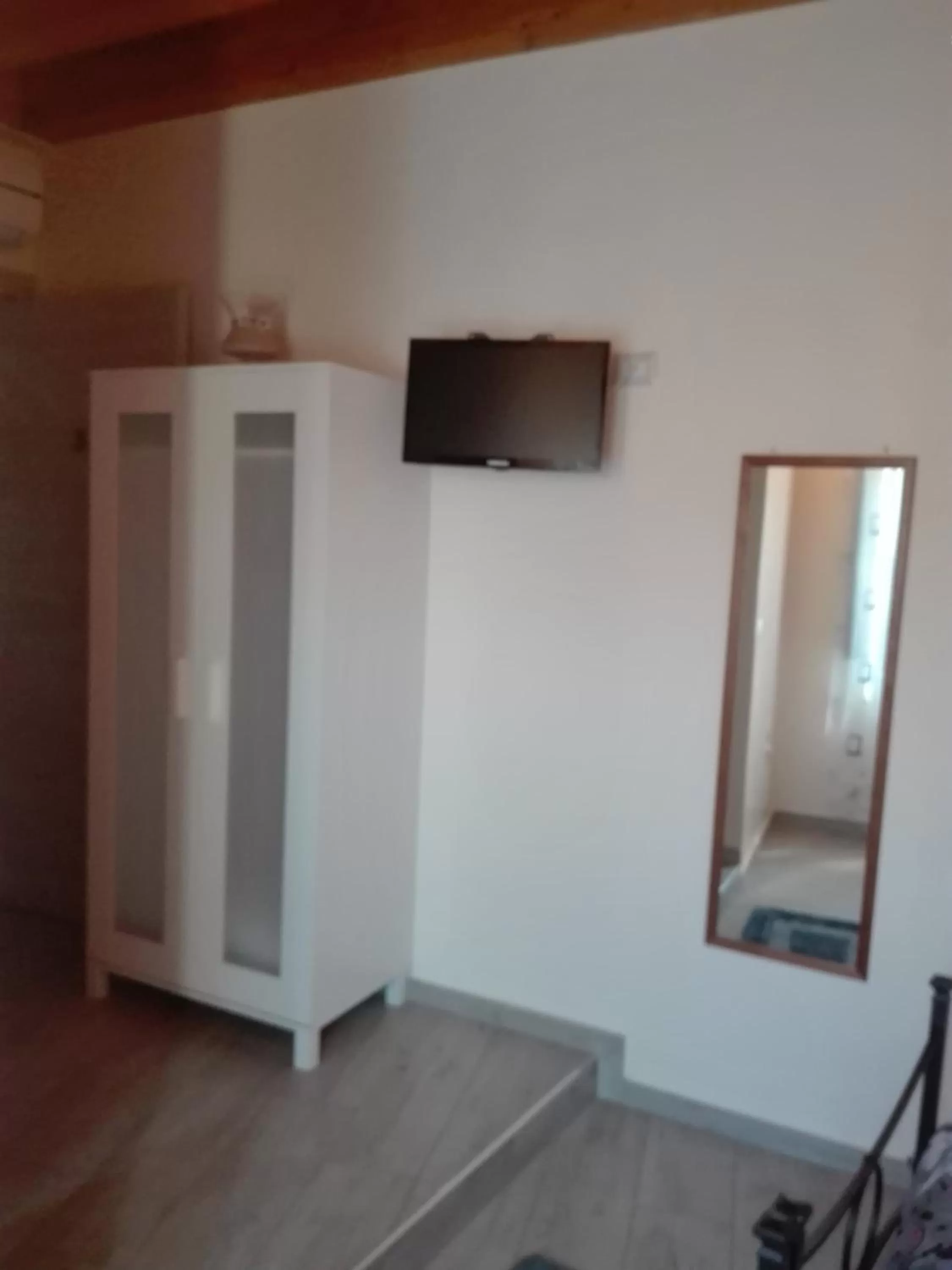 Photo of the whole room in 3 A b&b