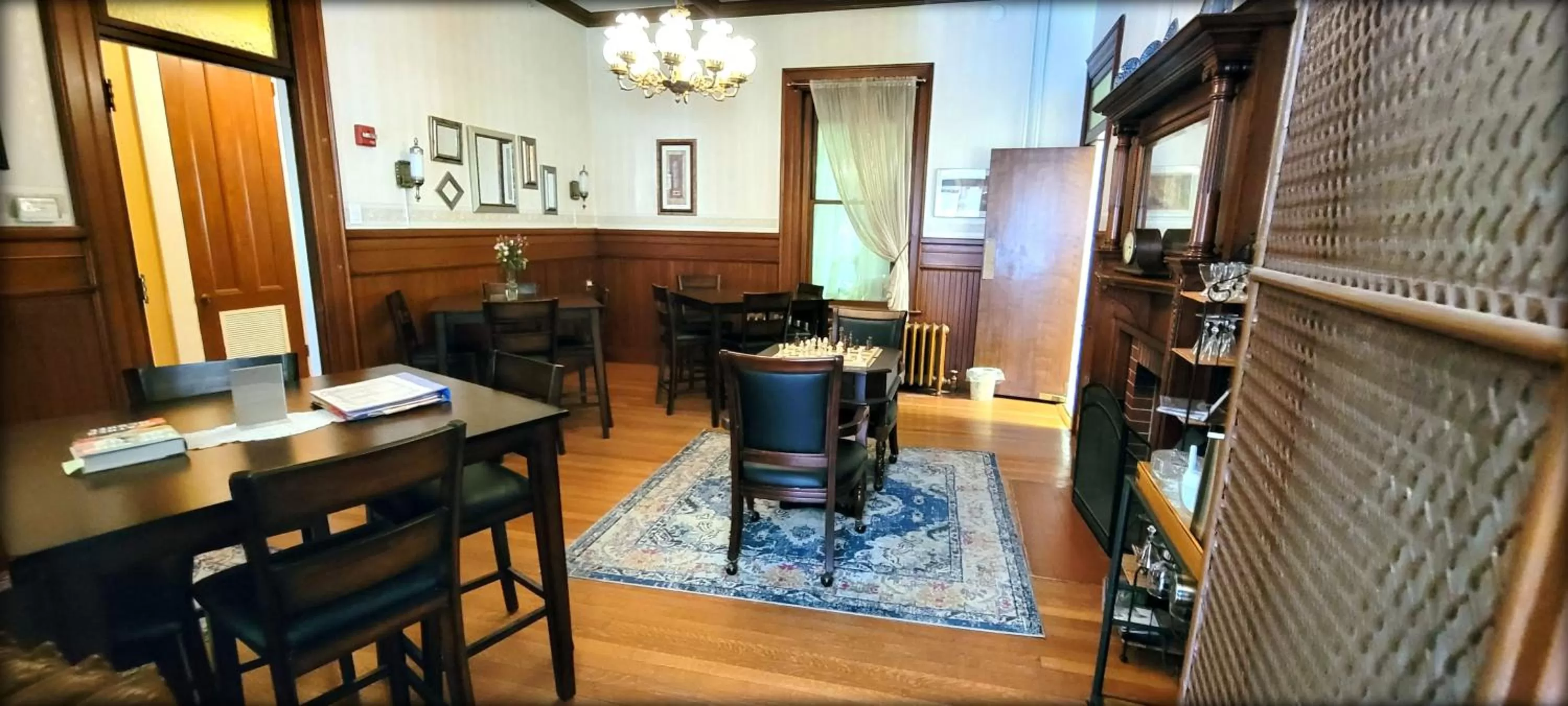 Living room in Inn at the Agora