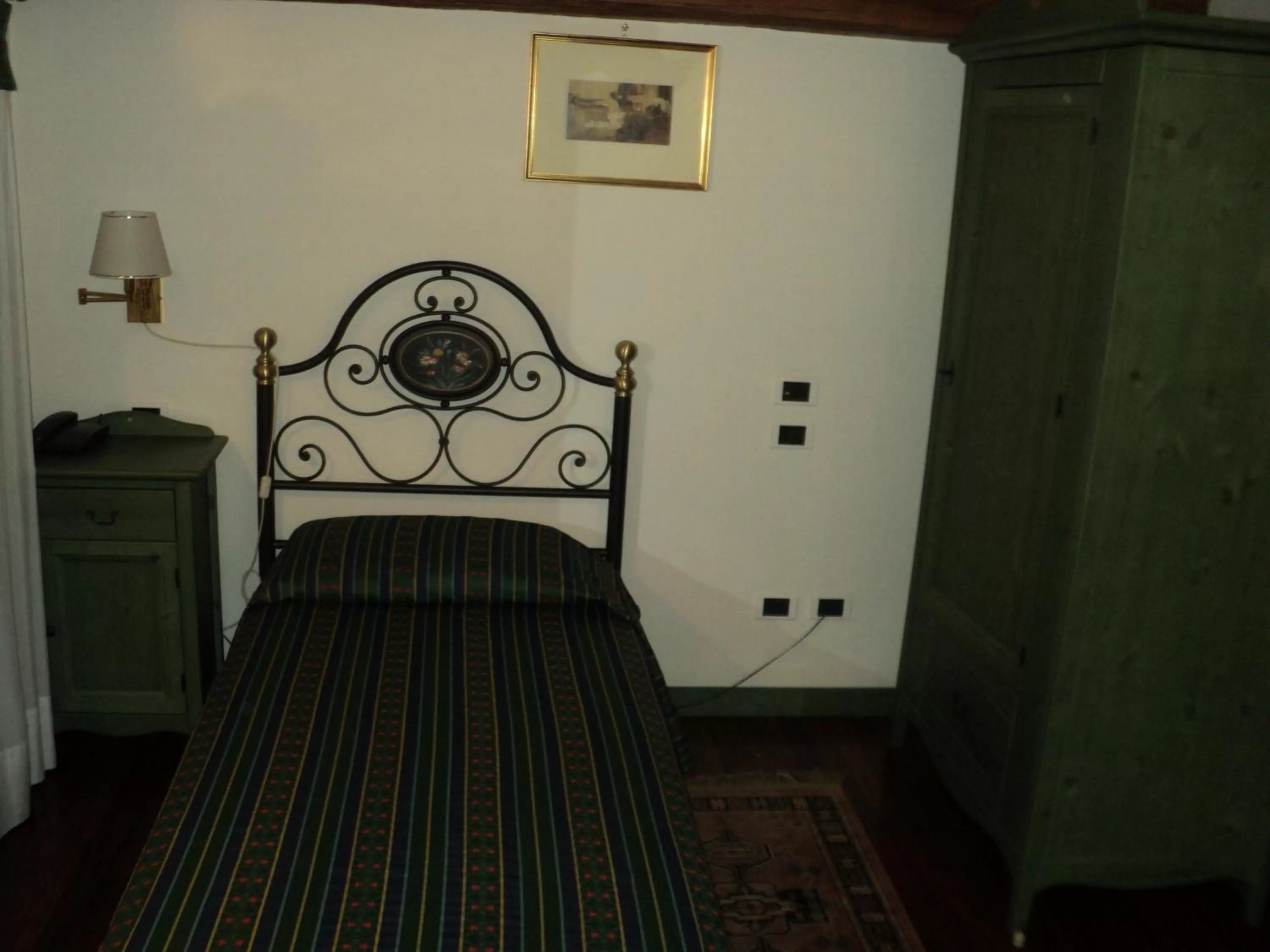 Bed in Albergo La Bersagliera