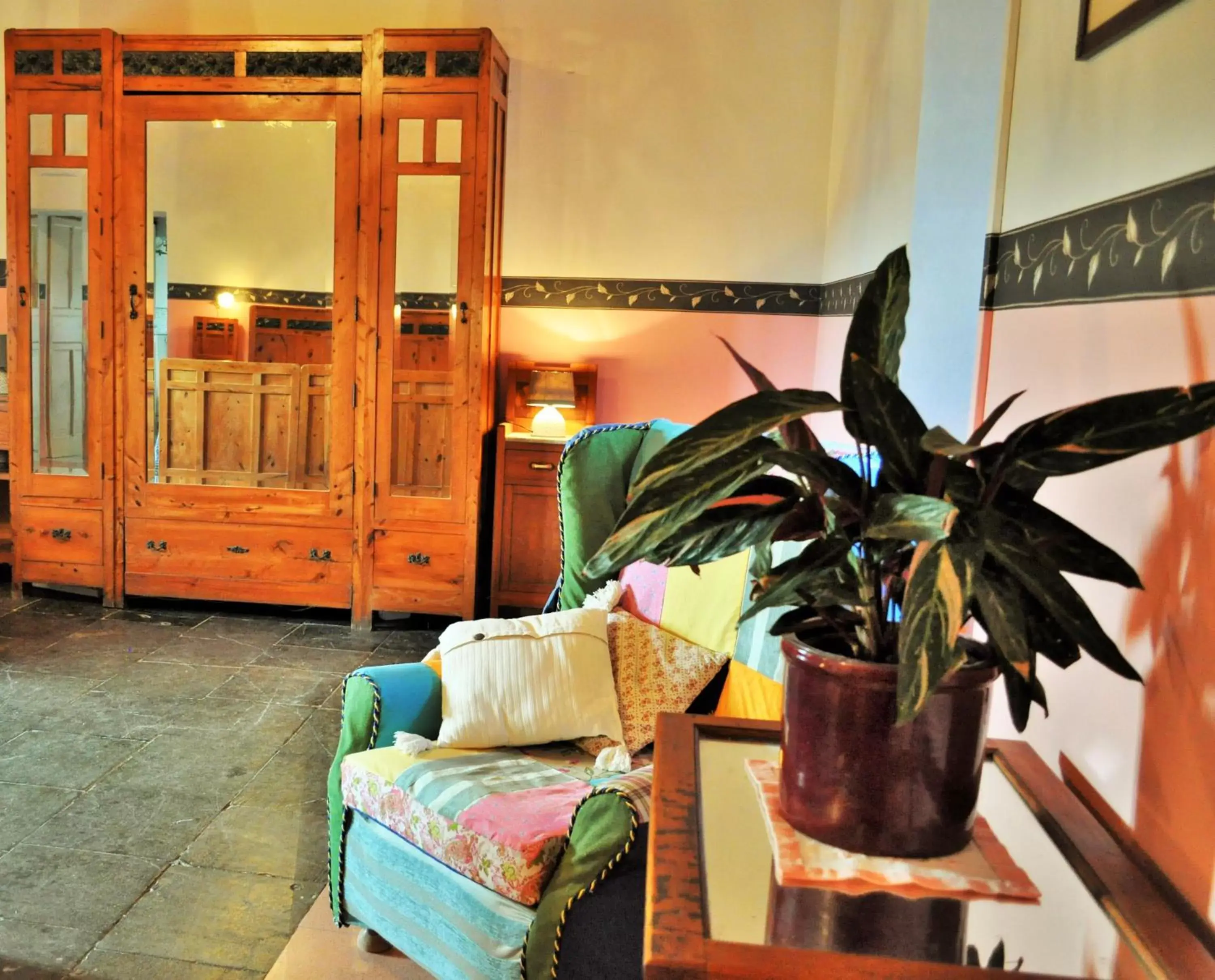 Family Room with Bathroom in Vinciucci Family Room with Bathroom in Vinciucci