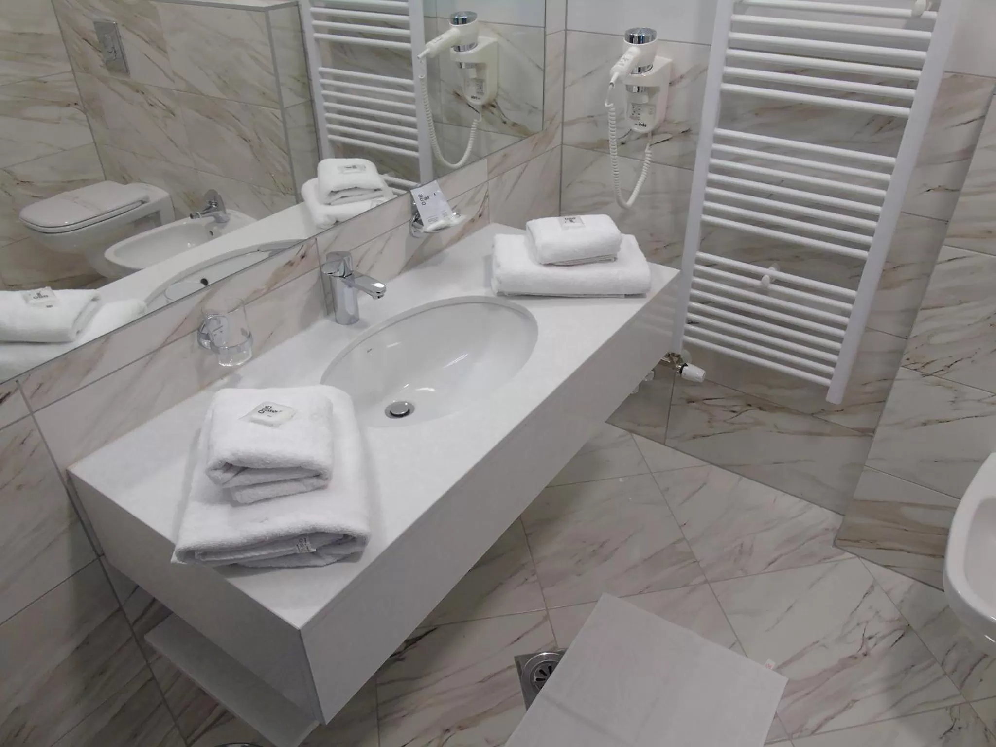 Bathroom in Motel Kamenica