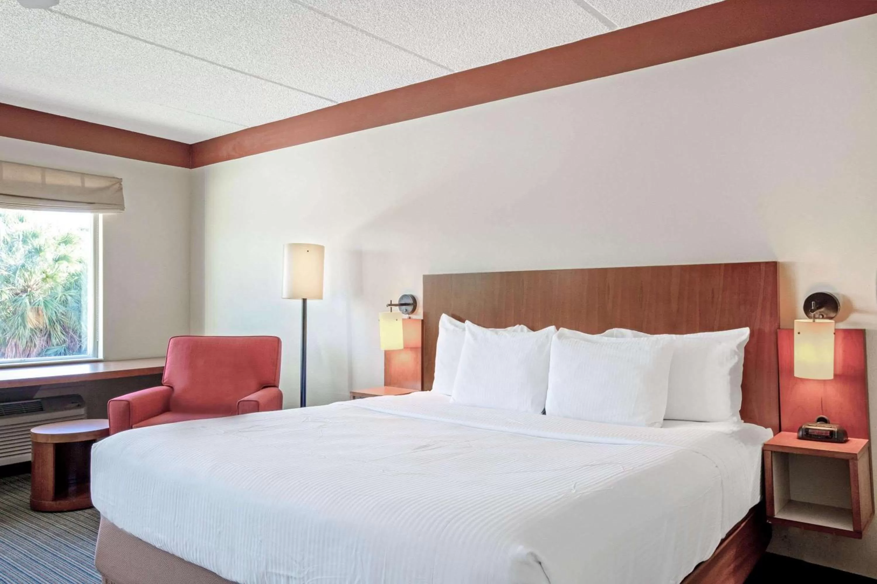 King Studio Suite - Non-Smoking in La Quinta by Wyndham Miami Cutler Bay