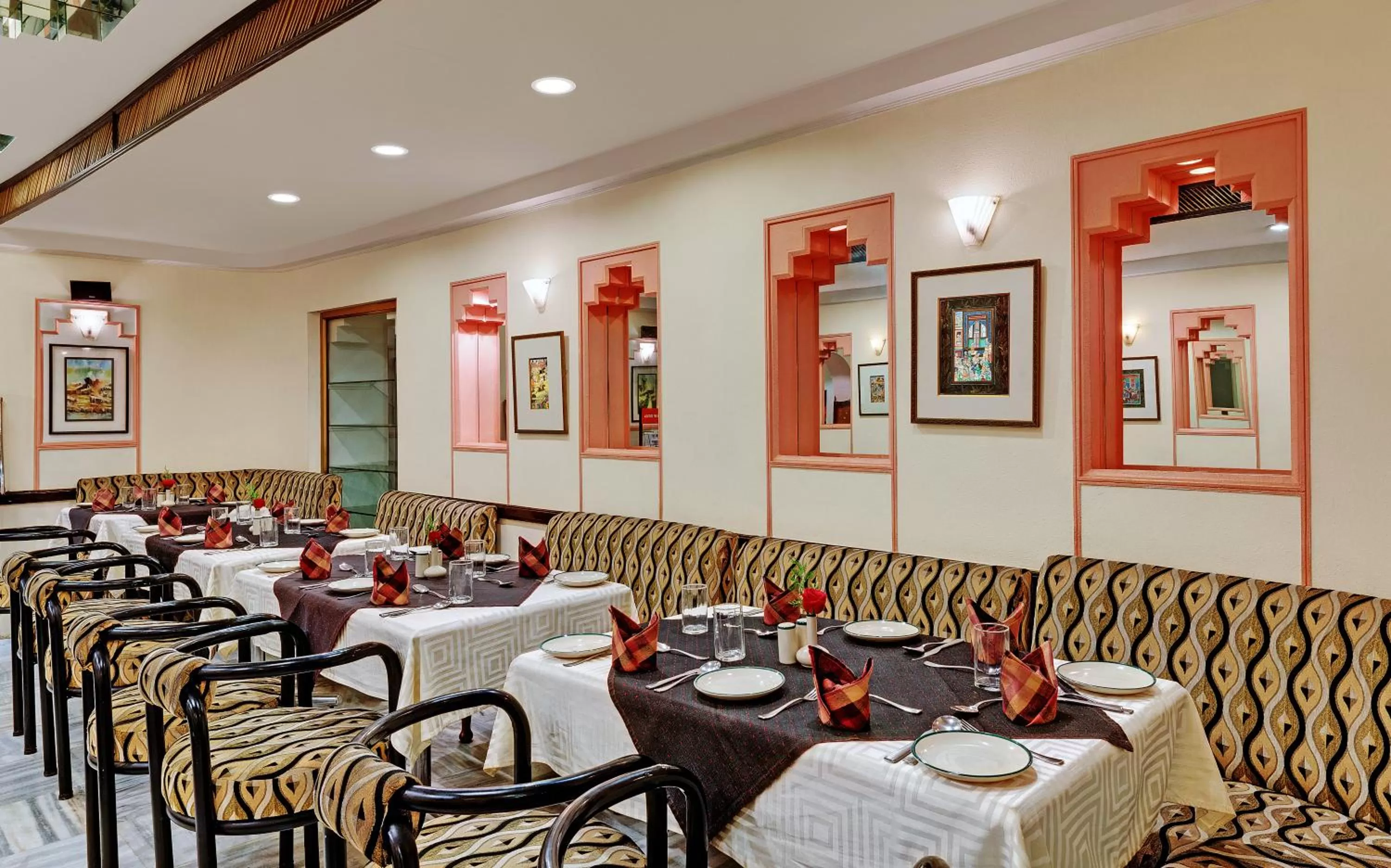 Restaurant/places to eat in Ambassador Pallava
