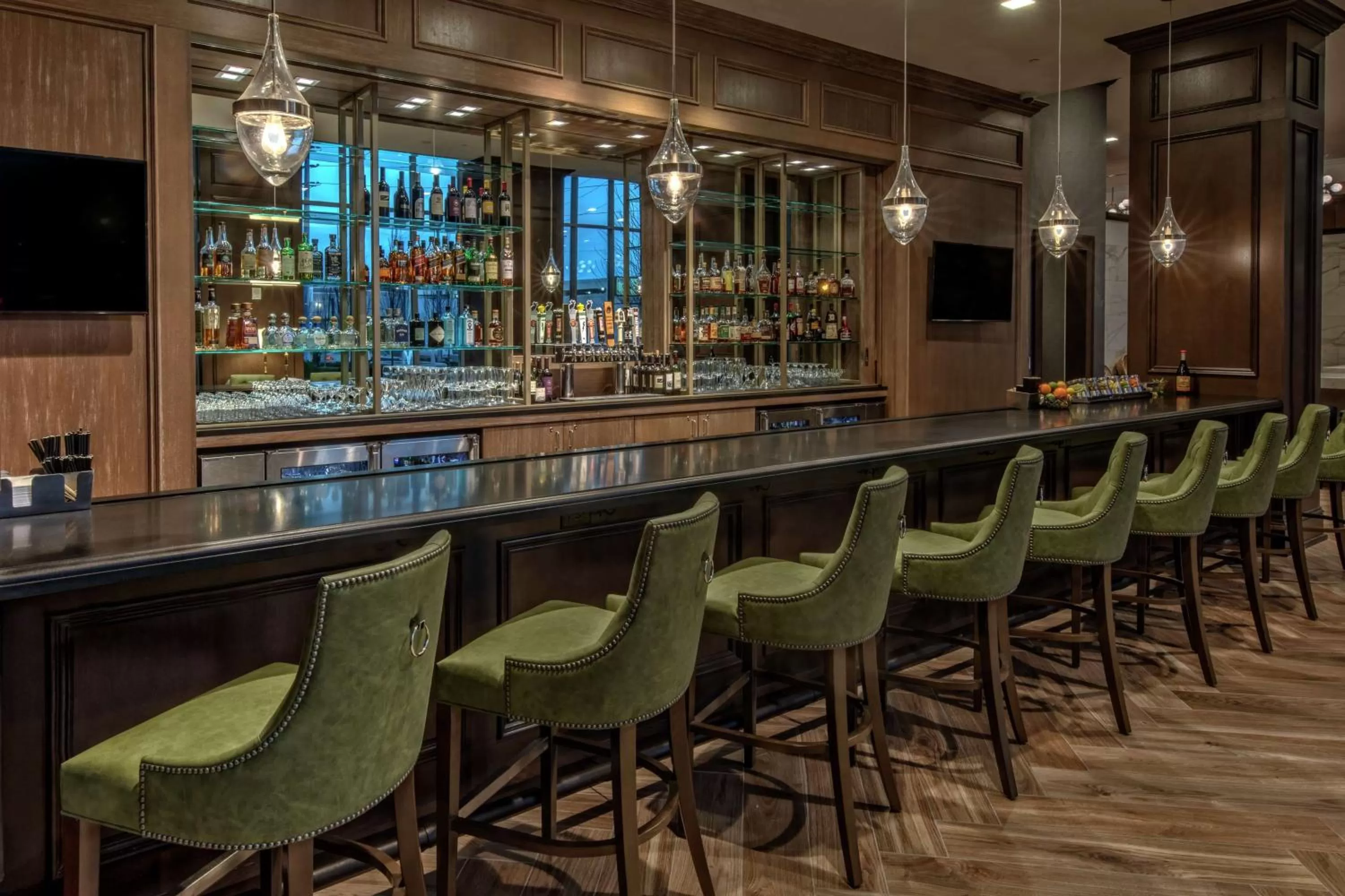 Lounge or bar in Hilton Nashville Green Hills