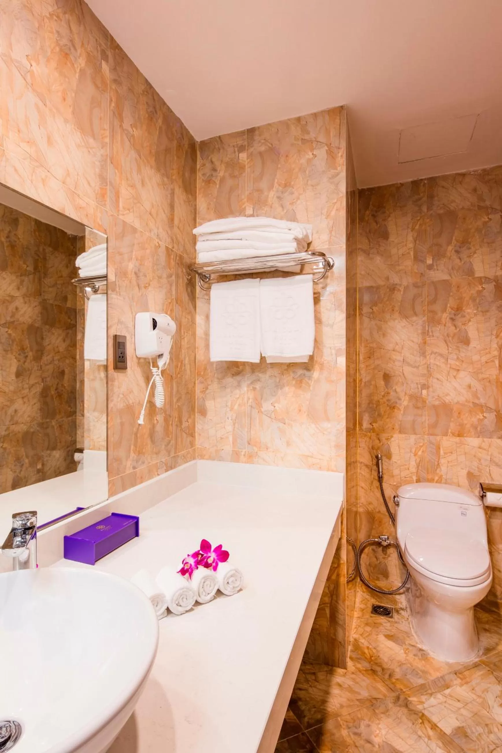 Bathroom in Balcony Nha Trang Hotel