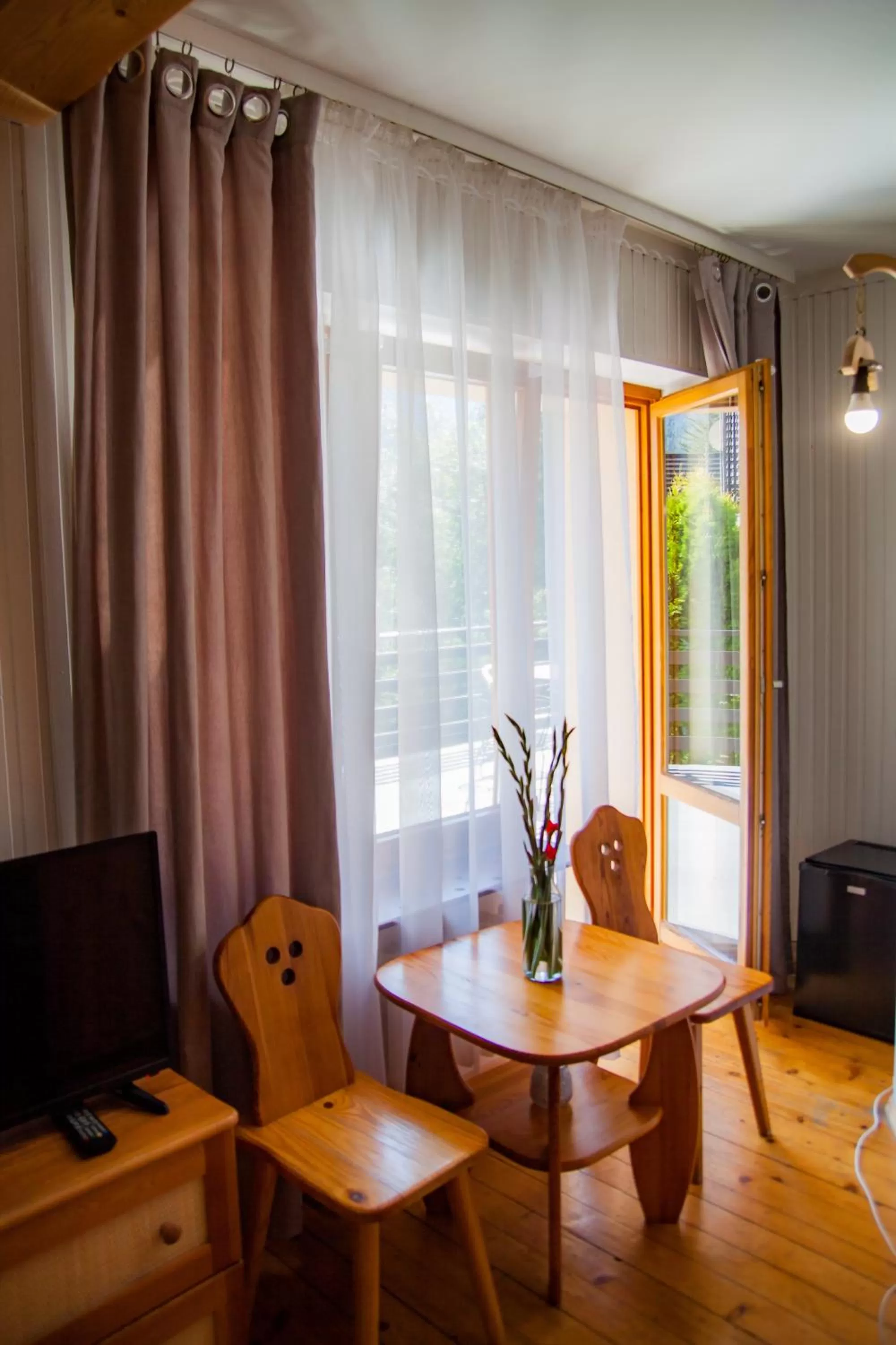 Balcony/Terrace, Dining Area in POKOJE GOŚCINNE WILCZNIK 12